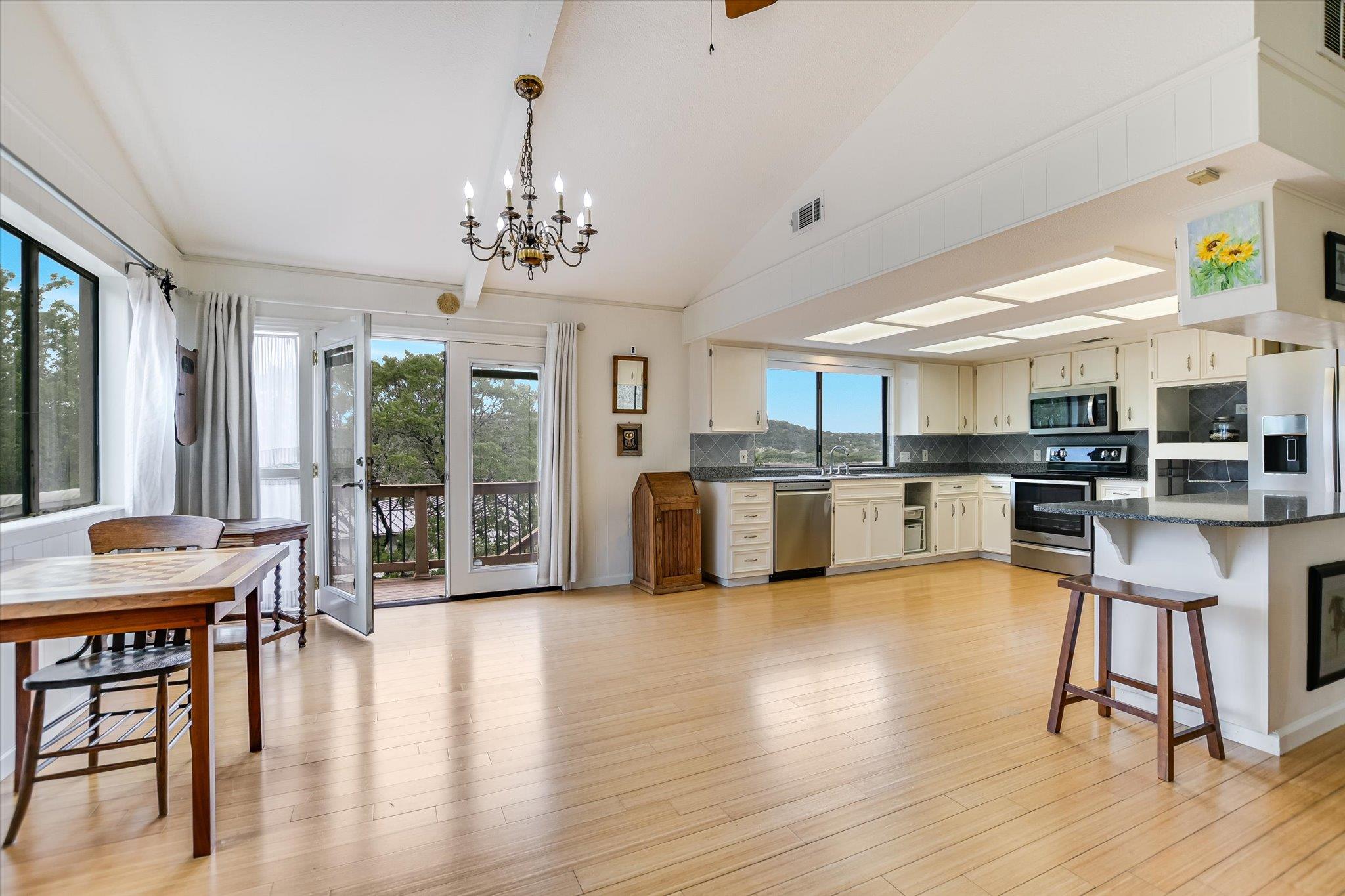 5500 Blueridge Ct, Austin, TX 78731