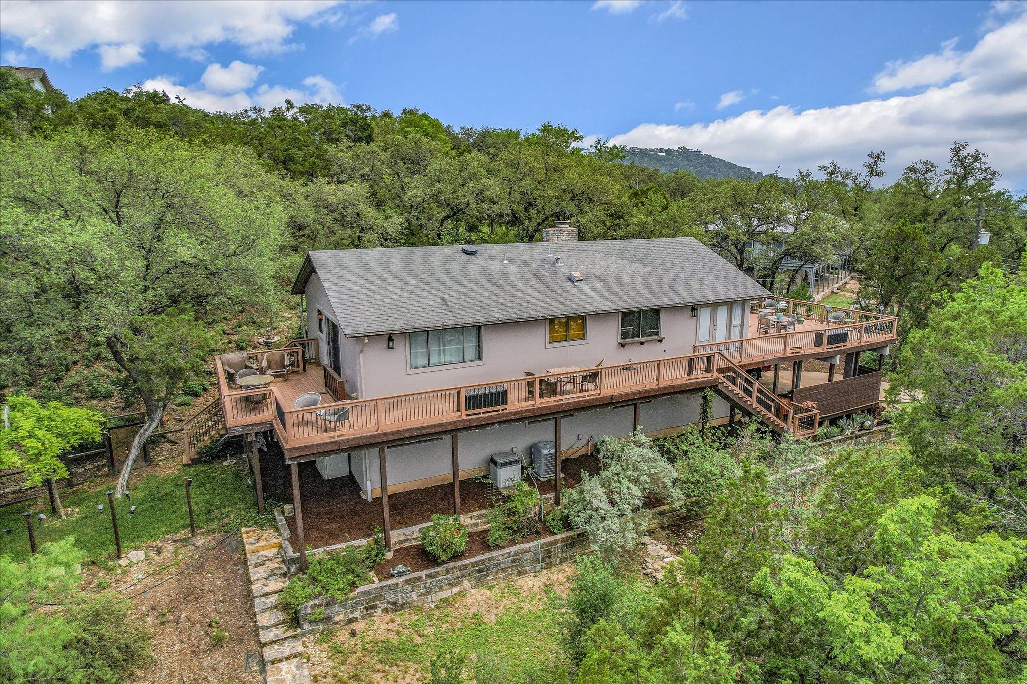 5500 Blueridge Ct, Austin, TX 78731