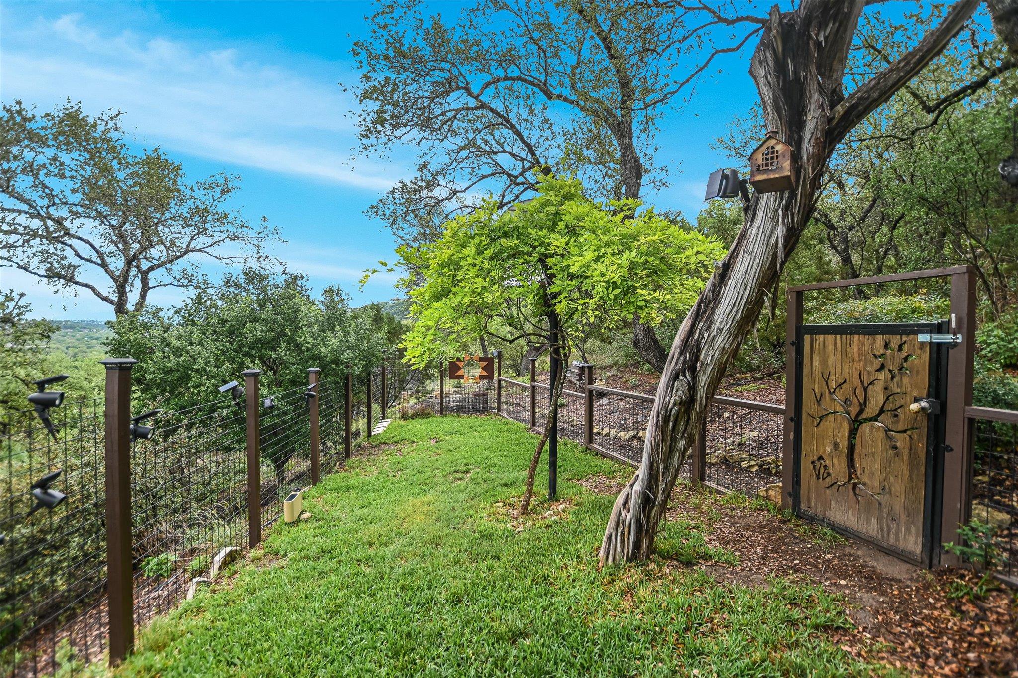 5500 Blueridge Ct, Austin, TX 78731