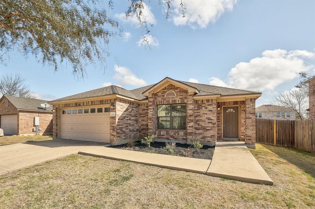 400 Greener Dr, Leander, TX 78641