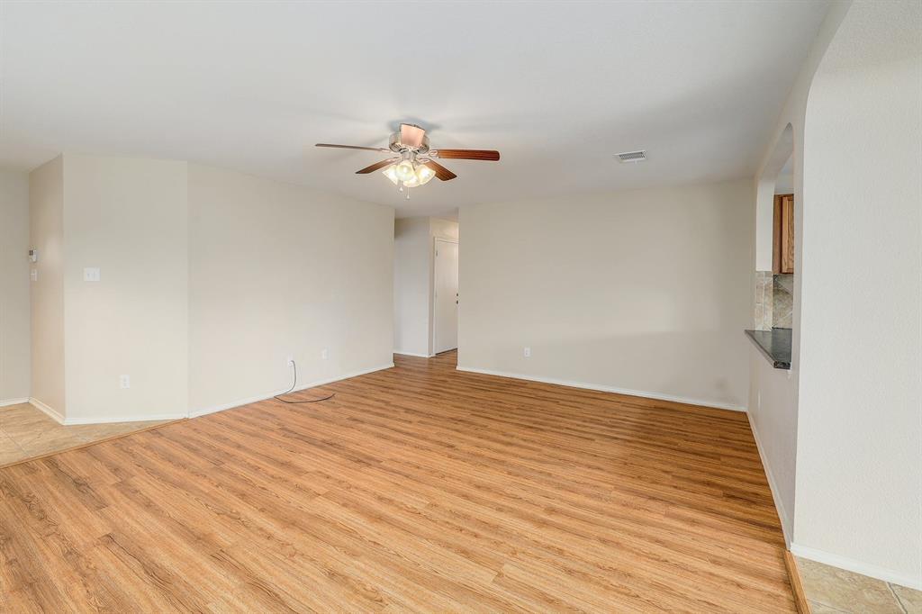 400 Greener Dr, Leander, TX 78641