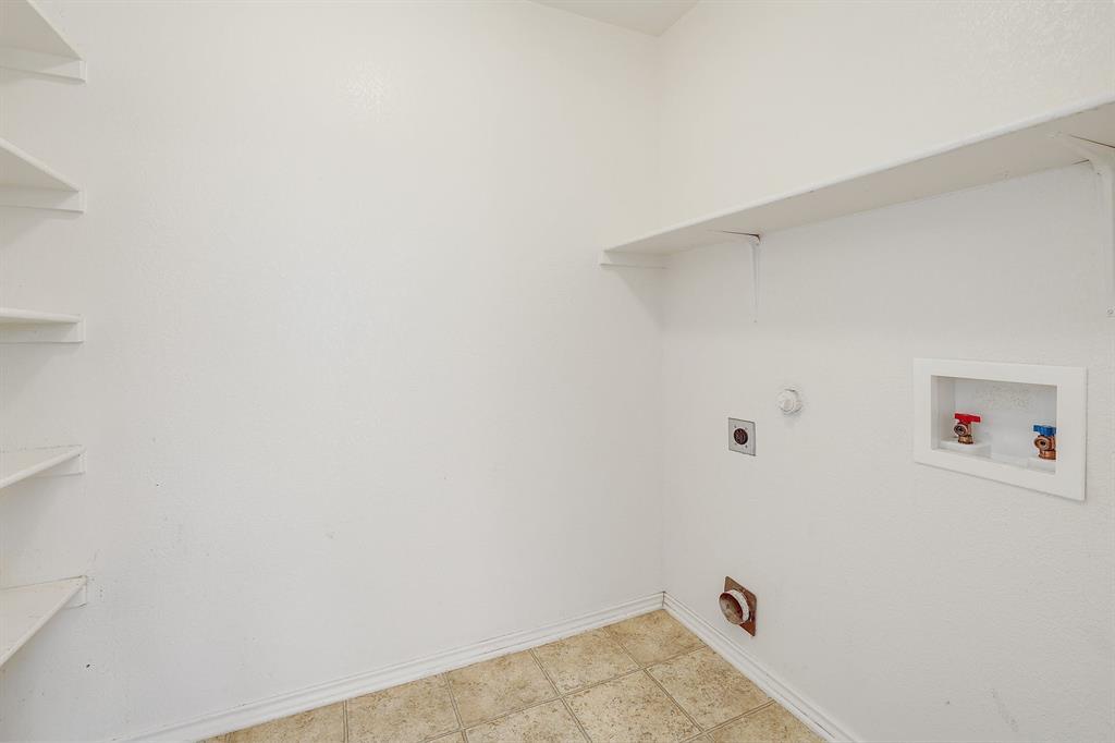 400 Greener Dr, Leander, TX 78641