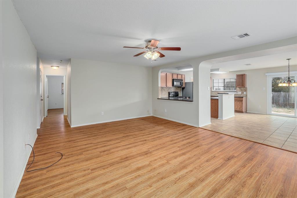 400 Greener Dr, Leander, TX 78641