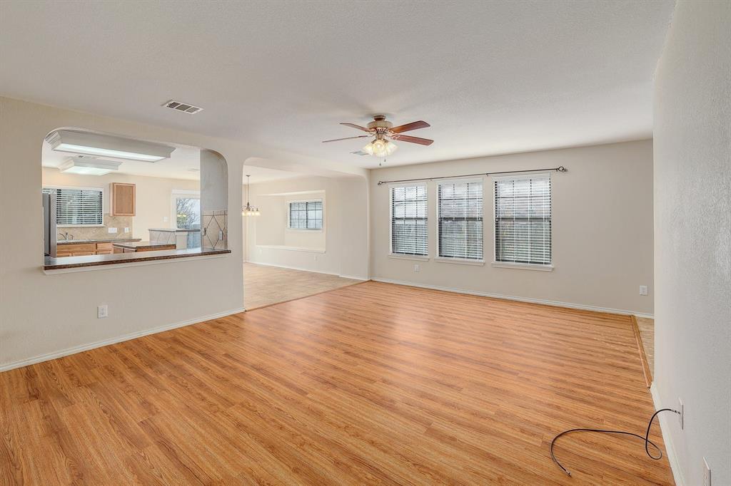 400 Greener Dr, Leander, TX 78641