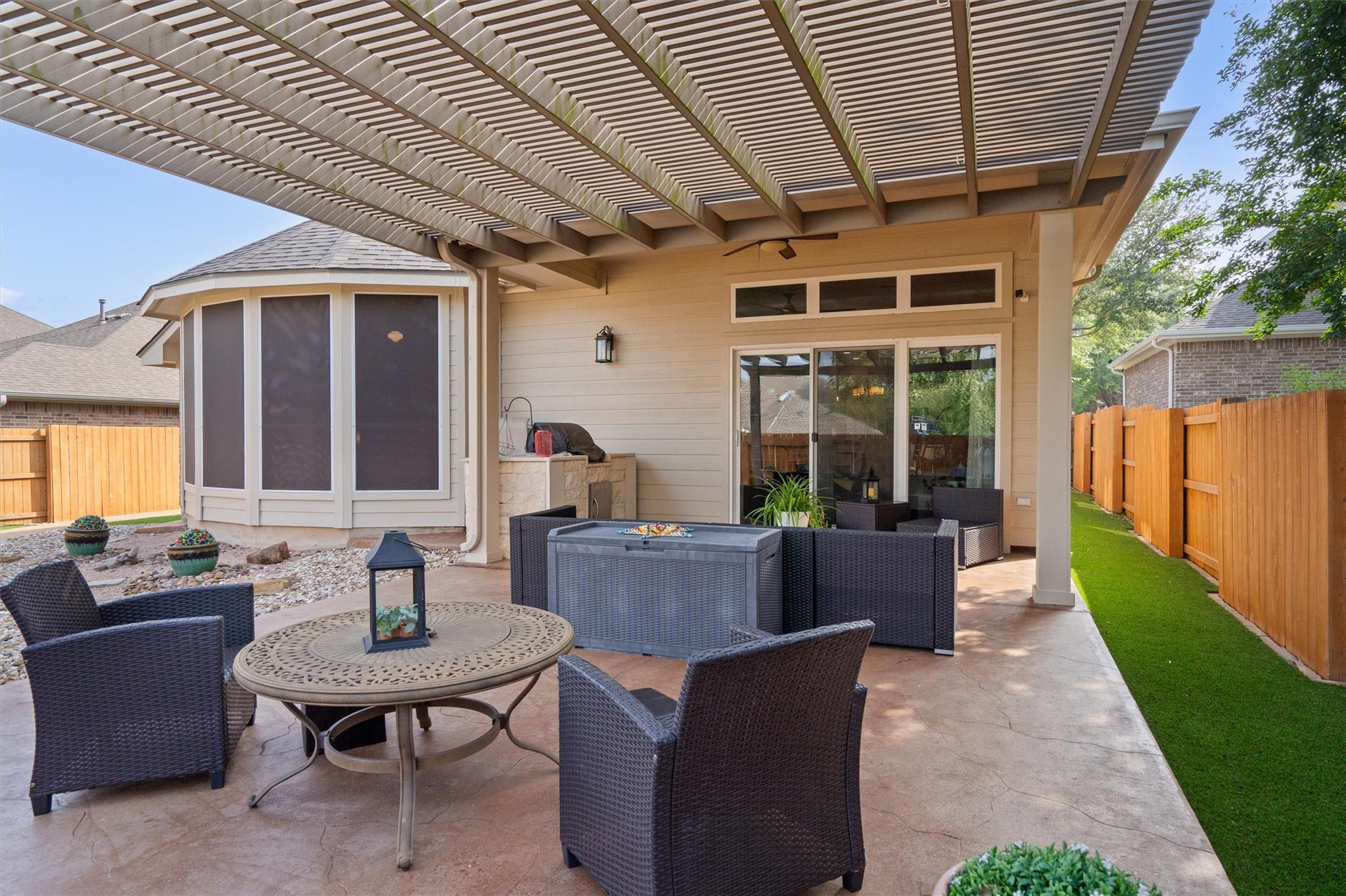 4212 Fairmeadow Dr, Round Rock, TX 78665