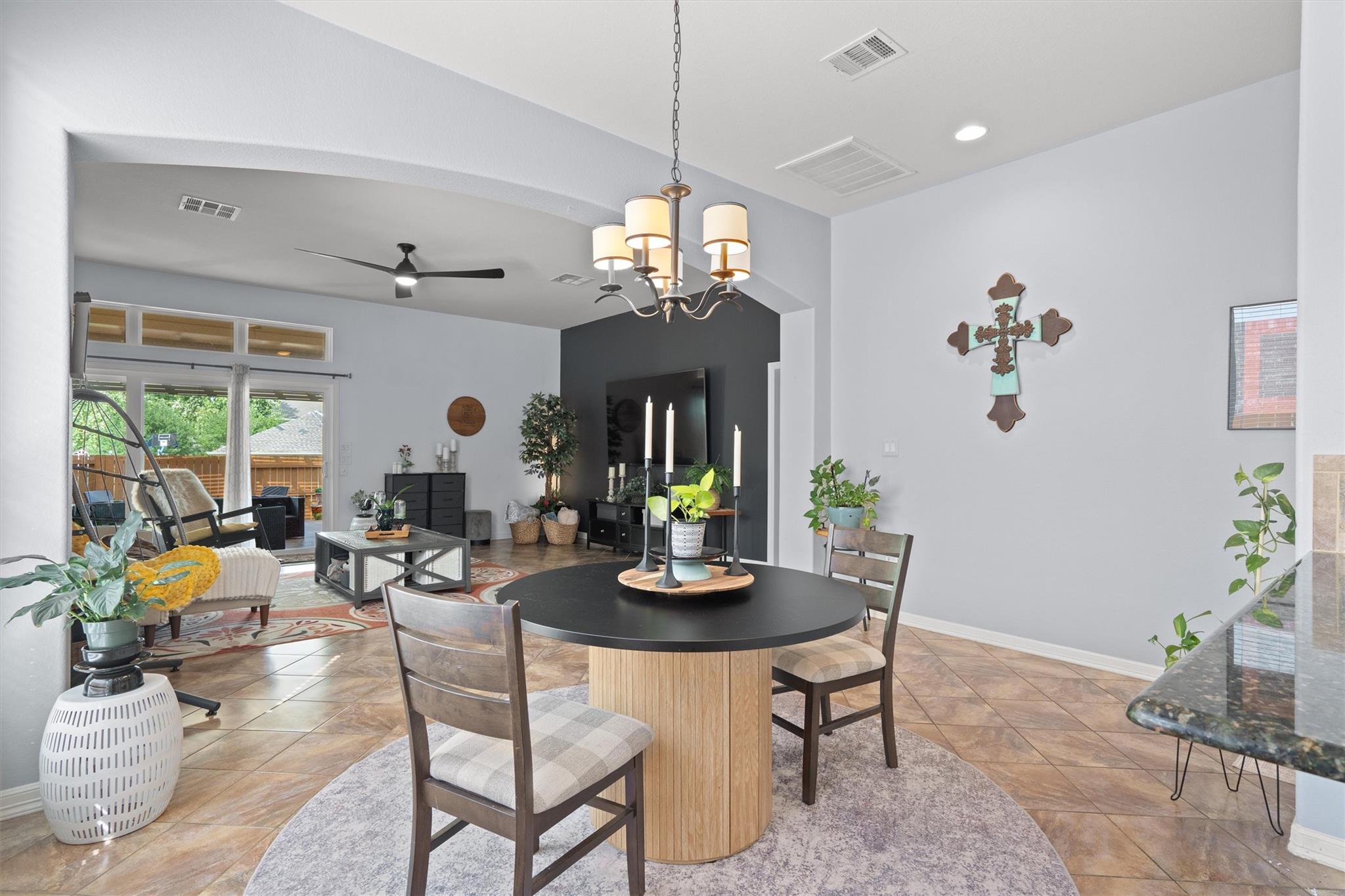 4212 Fairmeadow Dr, Round Rock, TX 78665