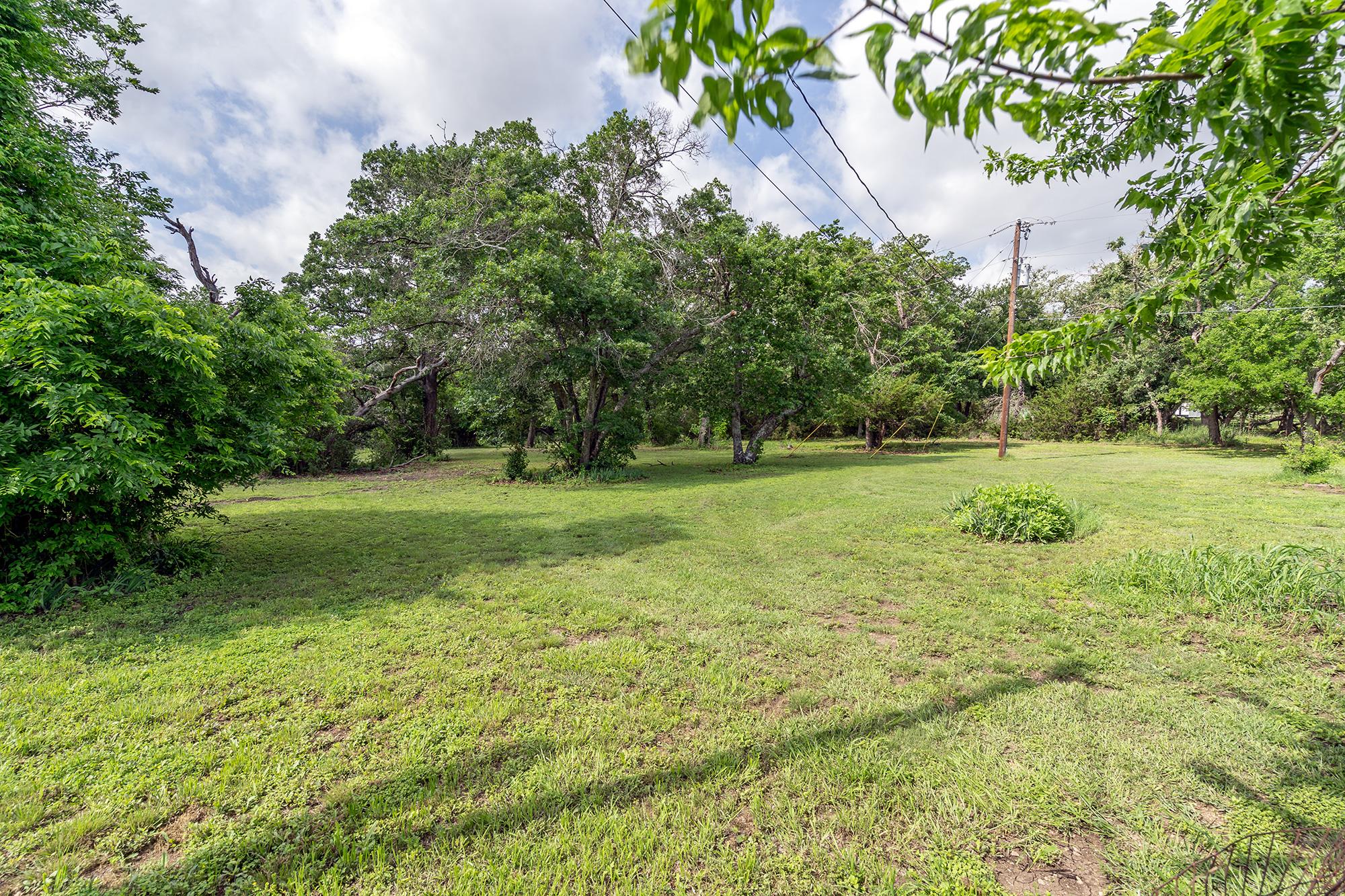 684 Indian Oaks, Liberty Hill, TX 78642