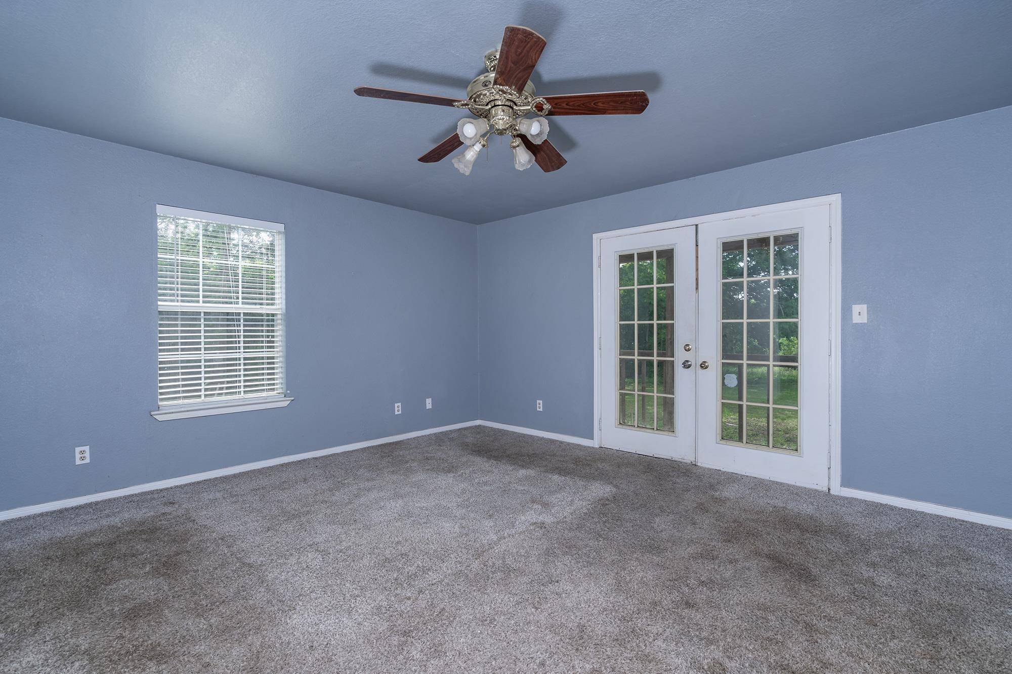 684 Indian Oaks, Liberty Hill, TX 78642