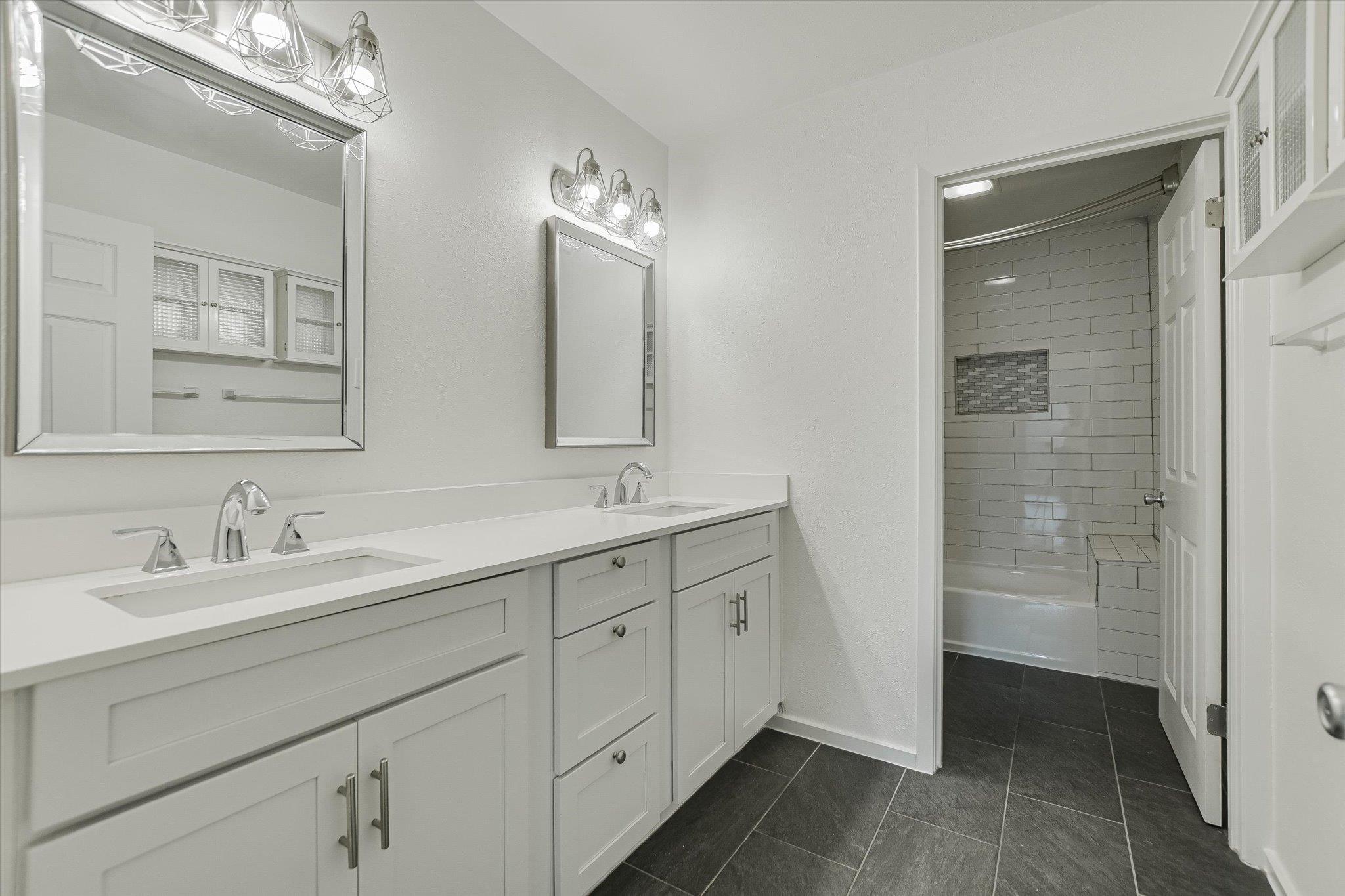 2605 Loyola Ln, Austin, TX 78723