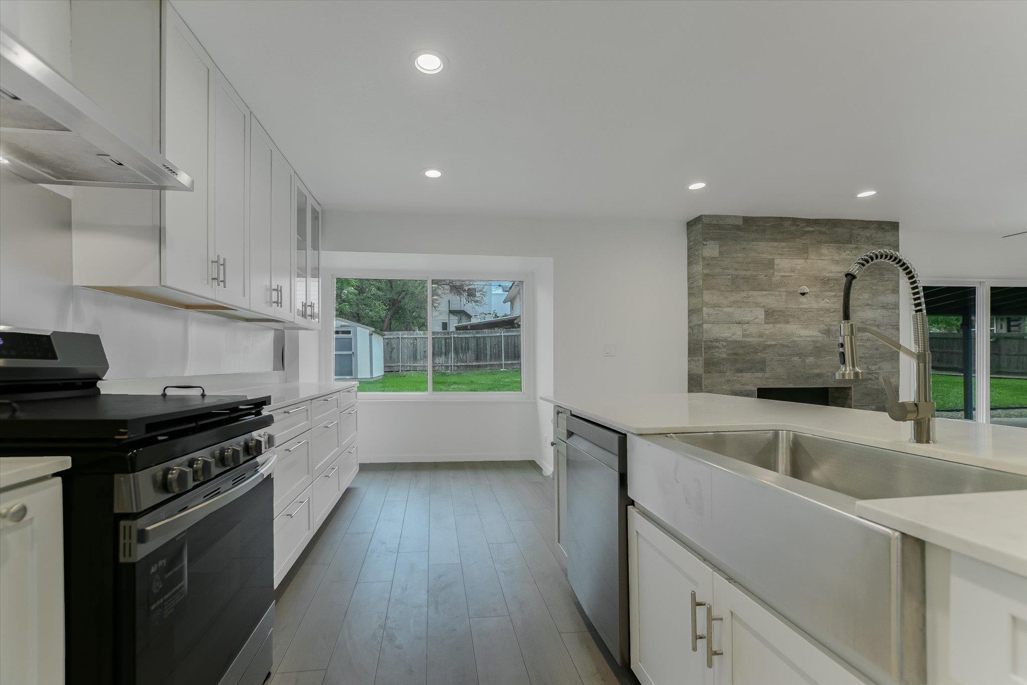 2605 Loyola Ln, Austin, TX 78723