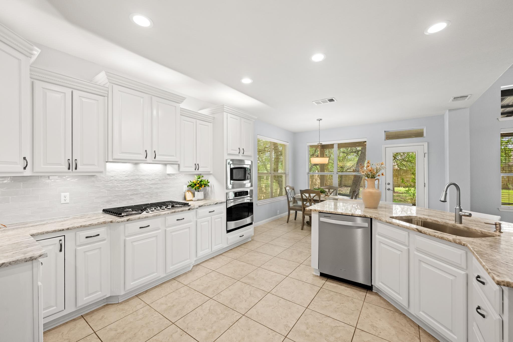 1023 Grassy Field Rd, Austin, TX 78737