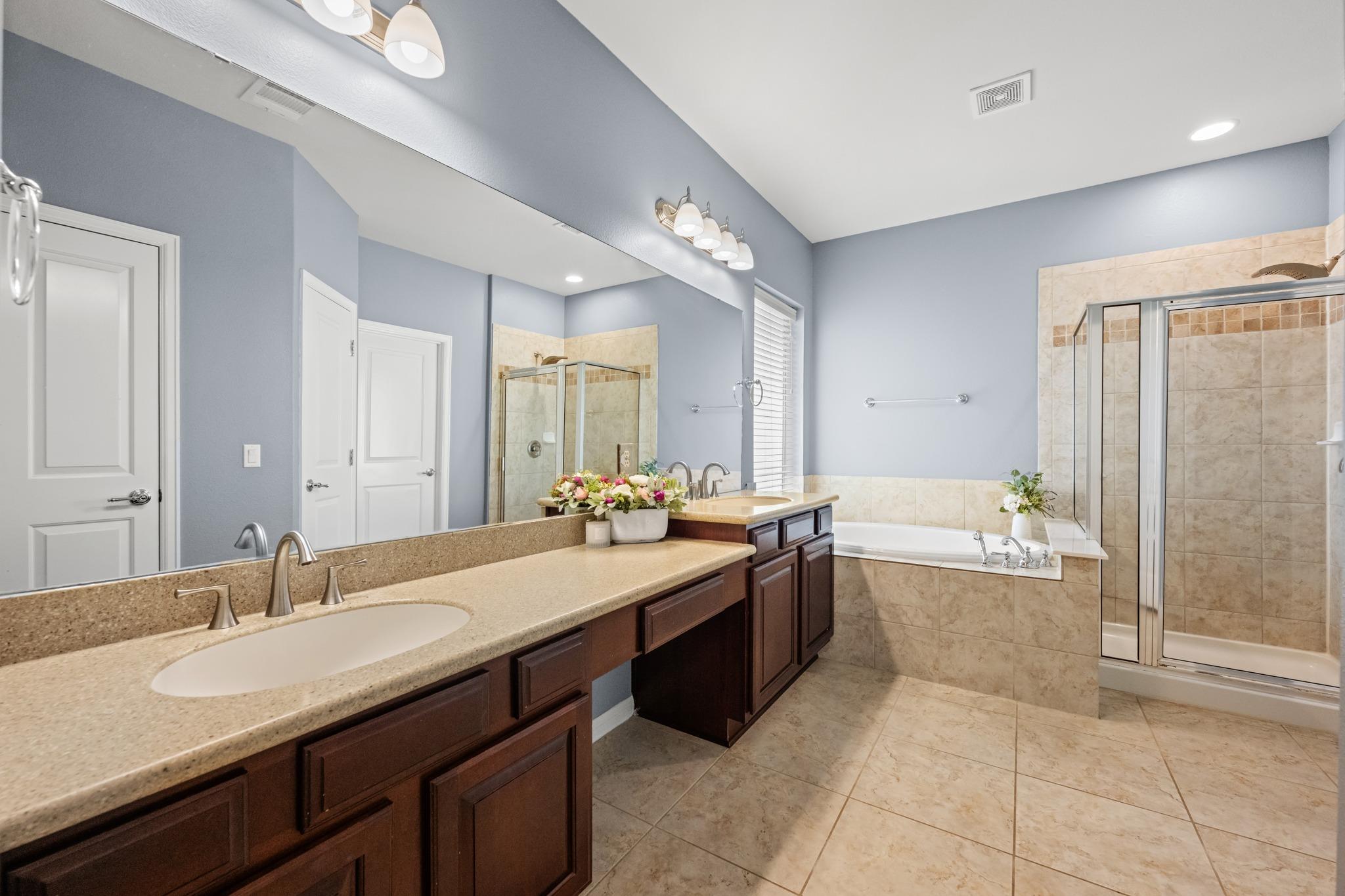 1023 Grassy Field Rd, Austin, TX 78737