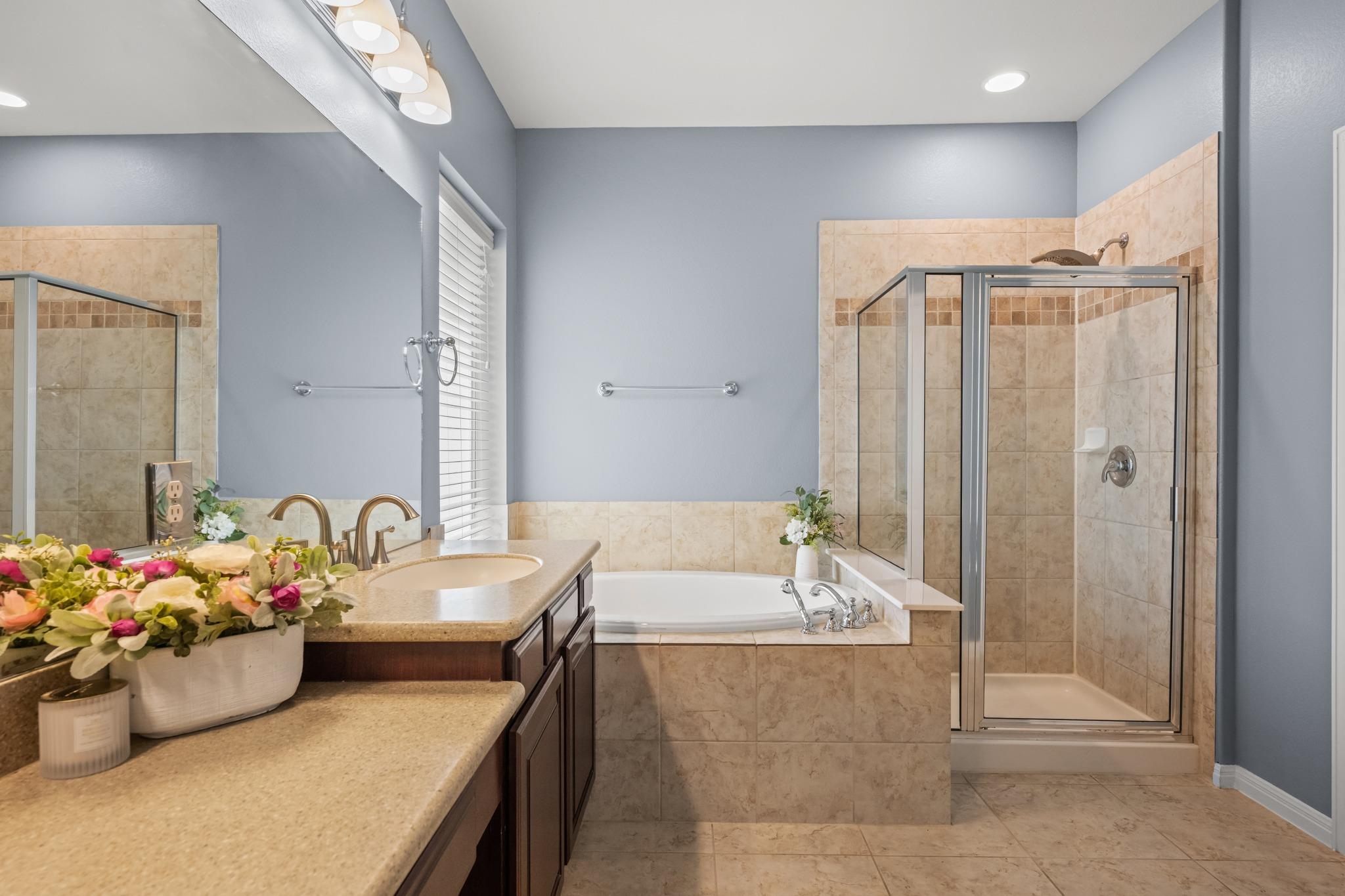 1023 Grassy Field Rd, Austin, TX 78737