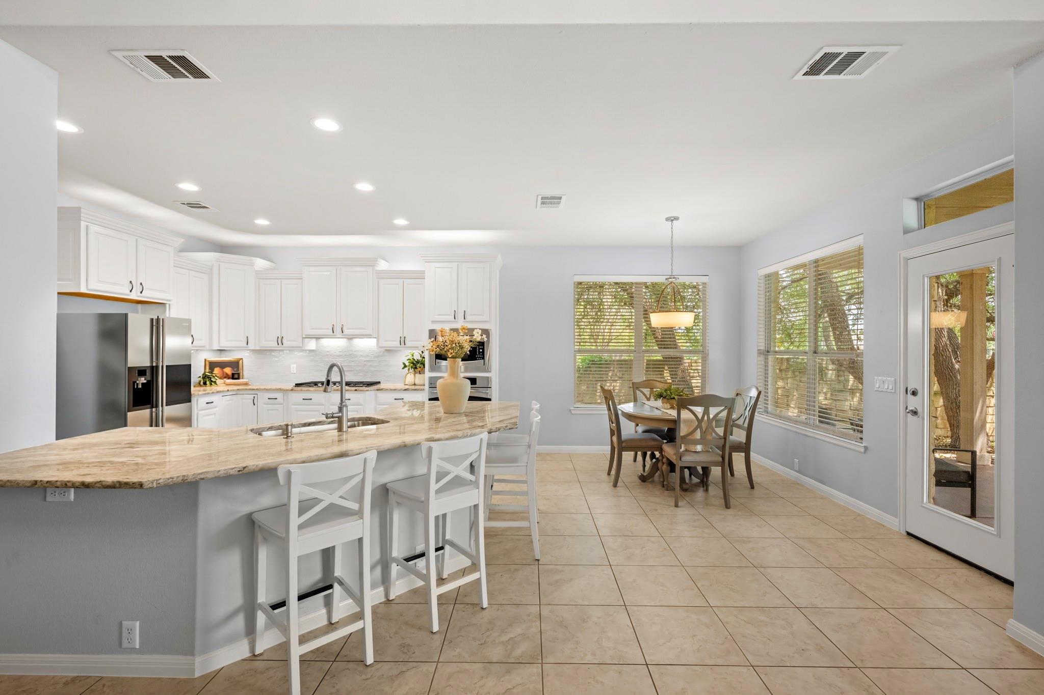 1023 Grassy Field Rd, Austin, TX 78737