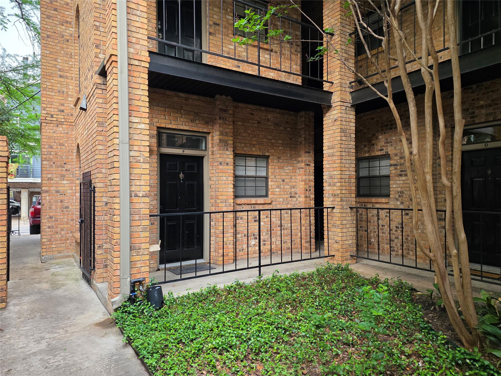 505 W 18th St # I, Austin, TX 78701