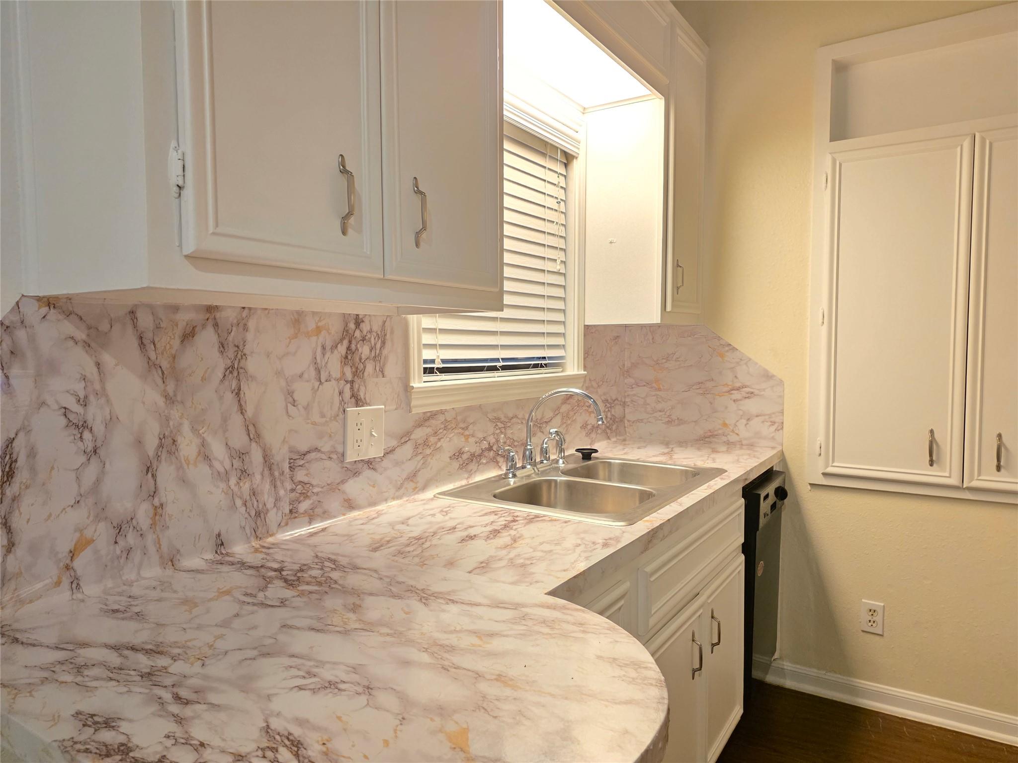 505 W 18th St # I, Austin, TX 78701