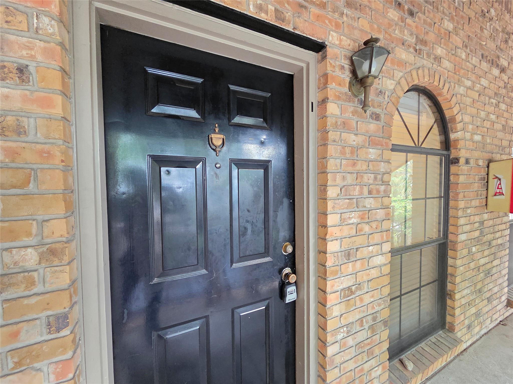 505 W 18th St # I, Austin, TX 78701