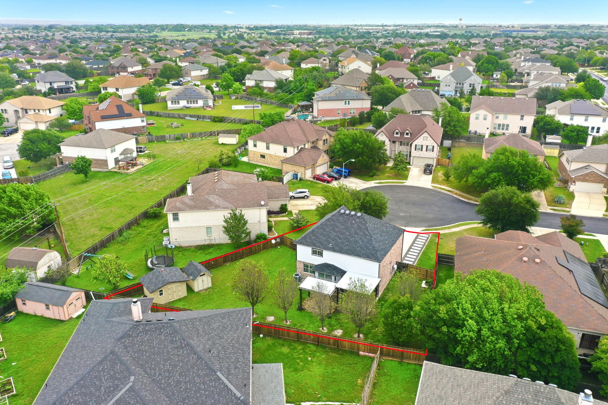 205 N Boone Valley Dr, Round Rock, TX 78664