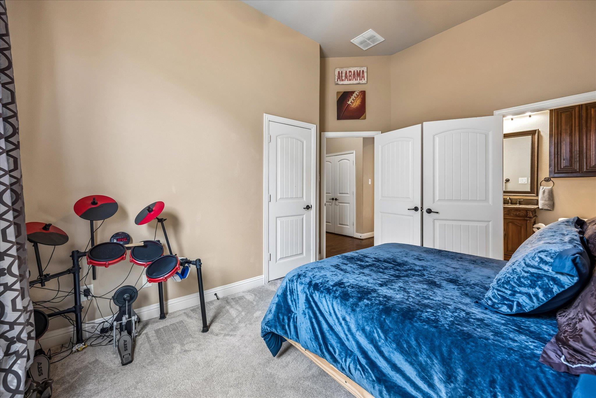 108 Rhinestone Cv, Liberty Hill, TX 78642