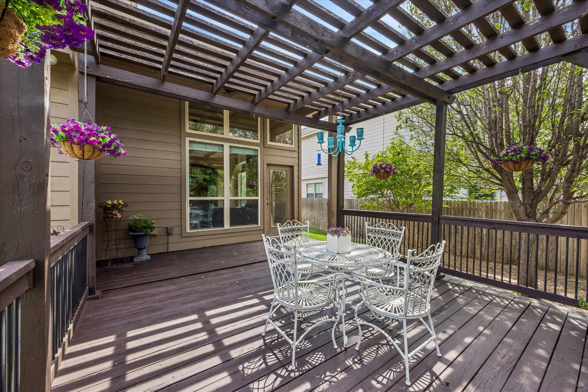 108 Rhinestone Cv, Liberty Hill, TX 78642