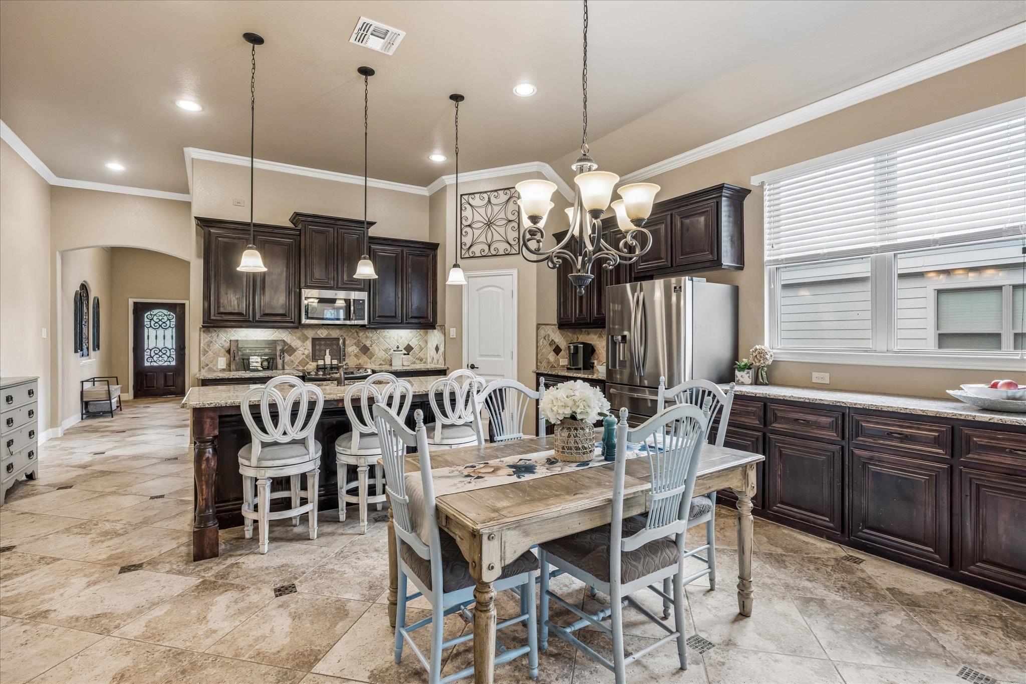 108 Rhinestone Cv, Liberty Hill, TX 78642