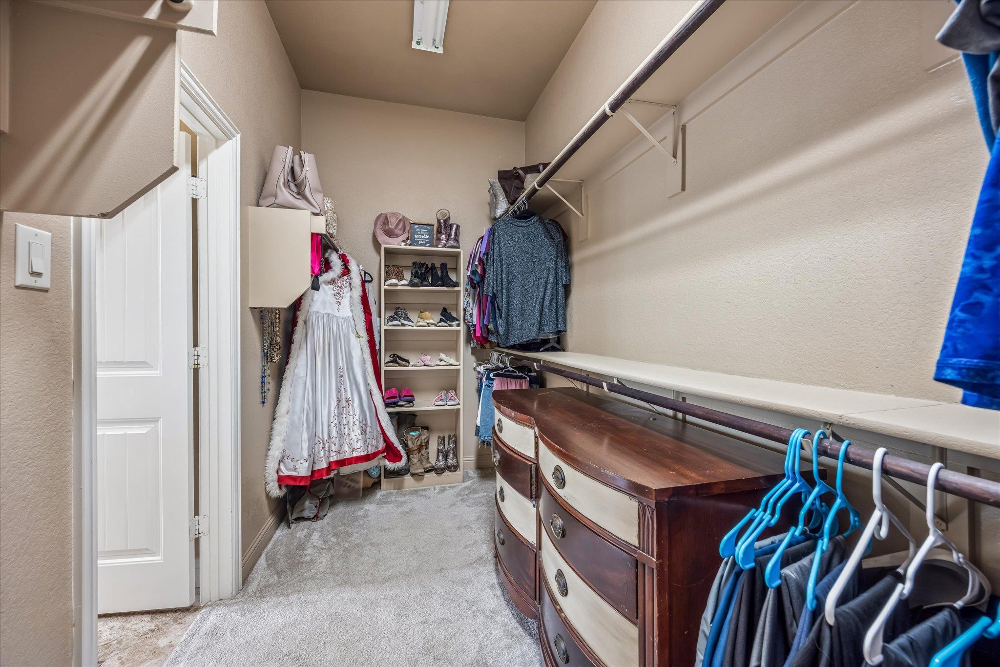 108 Rhinestone Cv, Liberty Hill, TX 78642