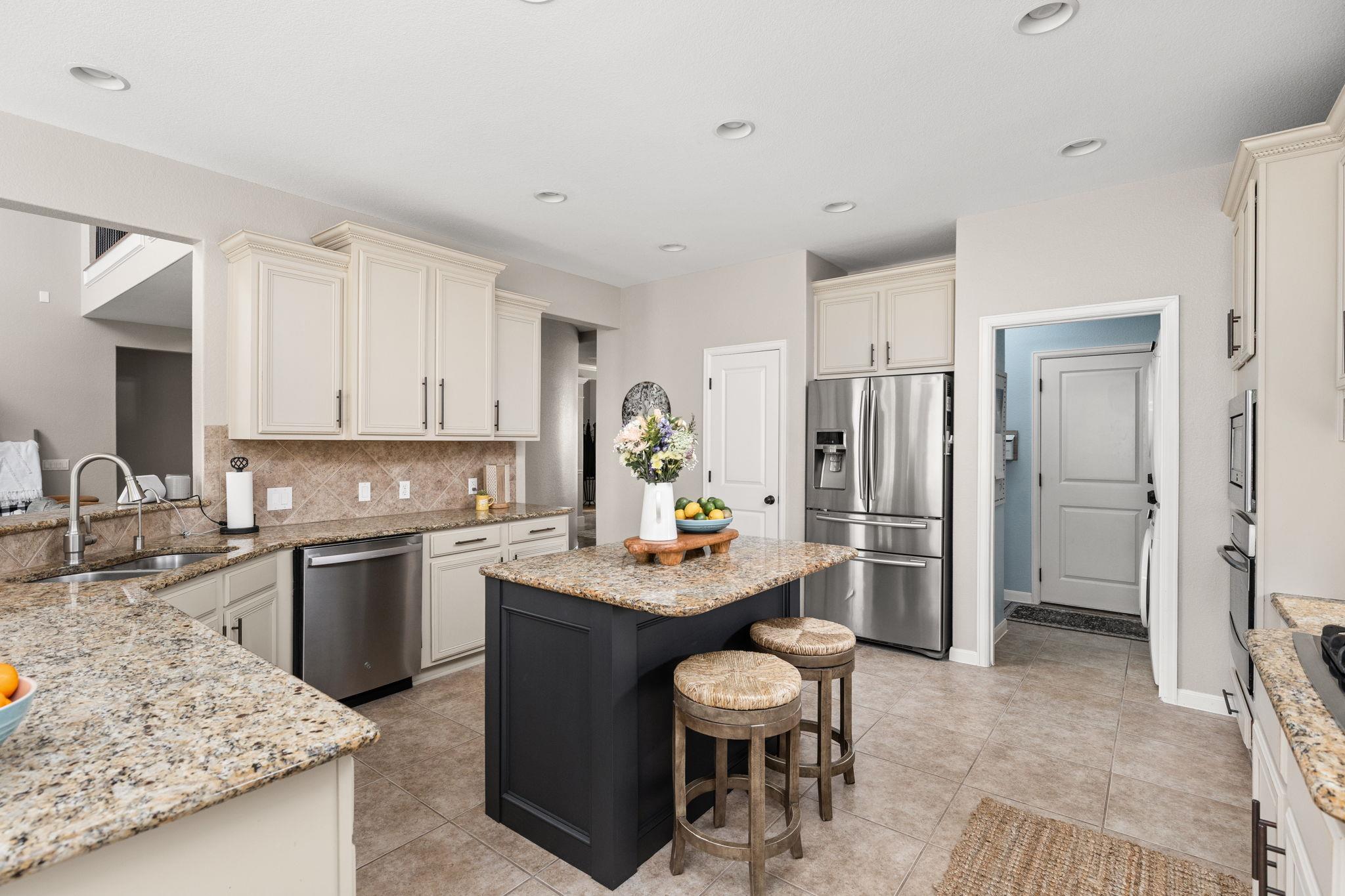 115 Desert Willow Way, Austin, TX 78737