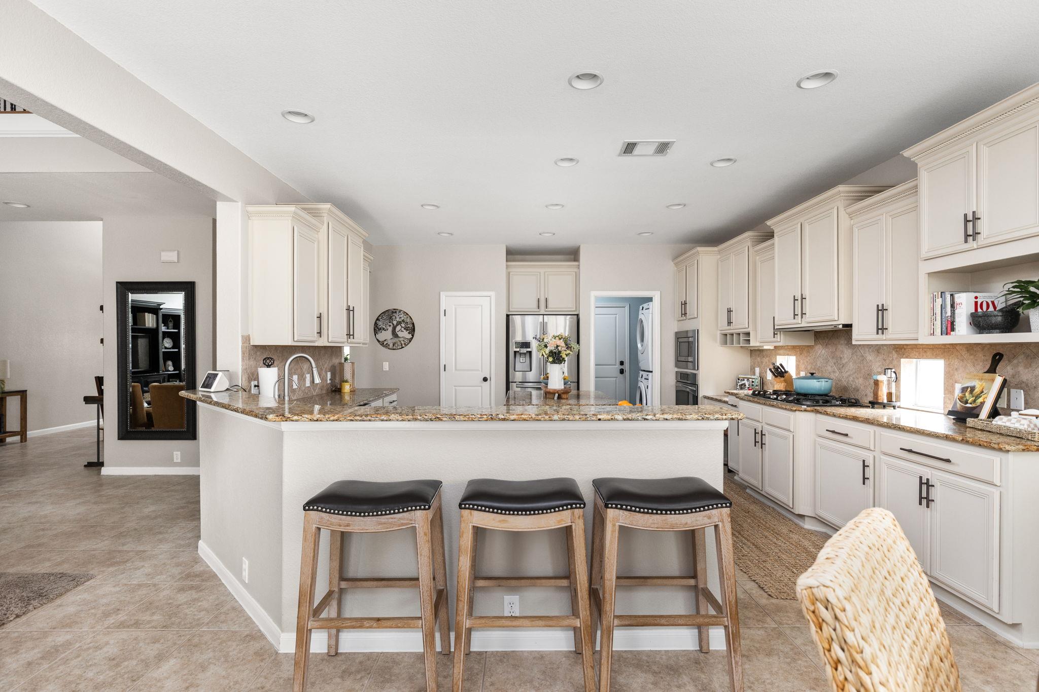 115 Desert Willow Way, Austin, TX 78737