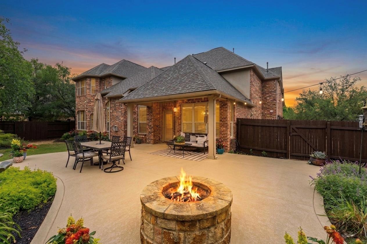 115 Desert Willow Way, Austin, TX 78737