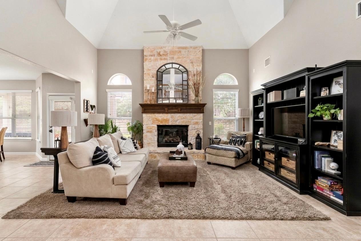 115 Desert Willow Way, Austin, TX 78737