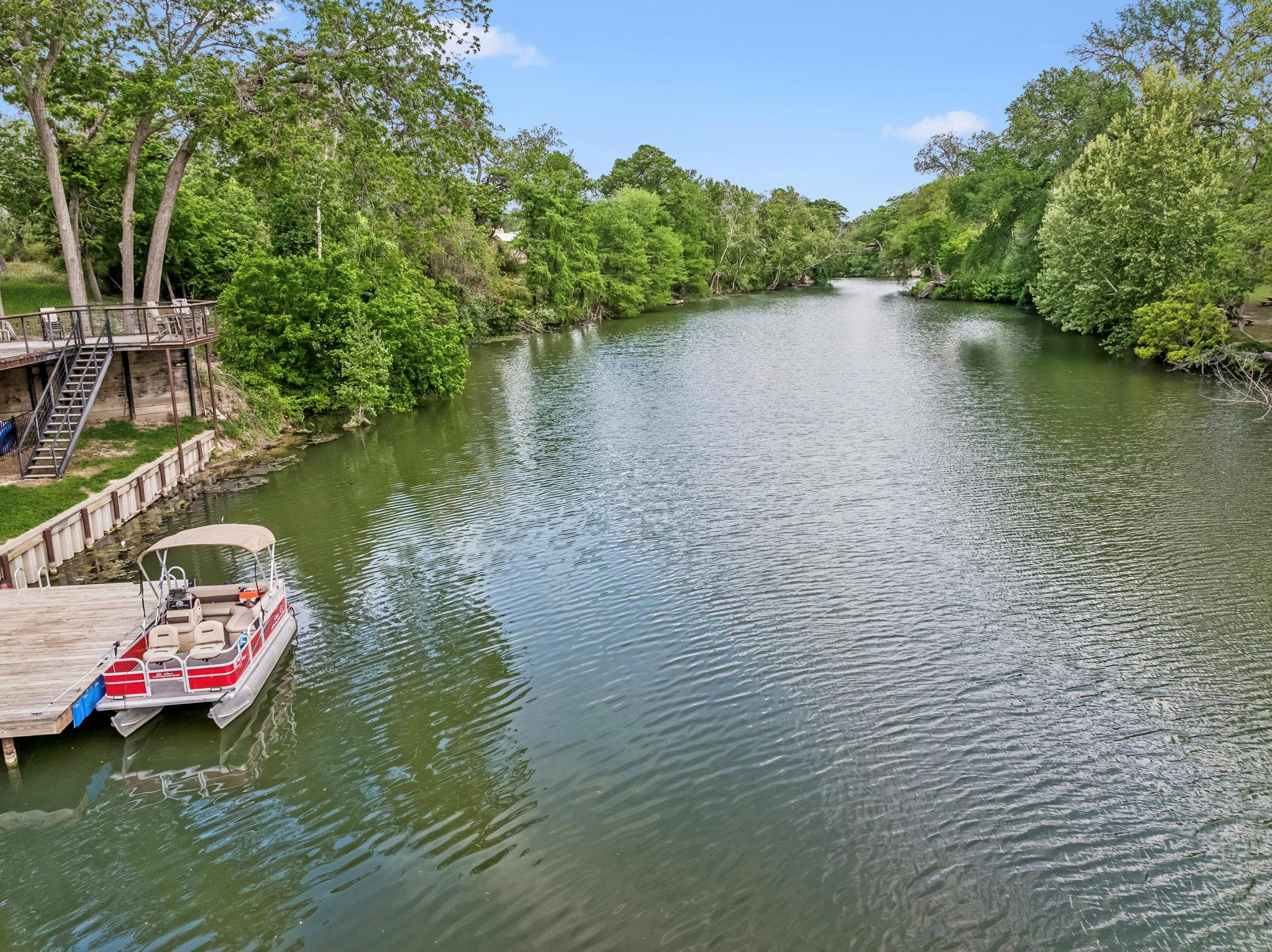 900 Boenig St, Seguin, TX 78155