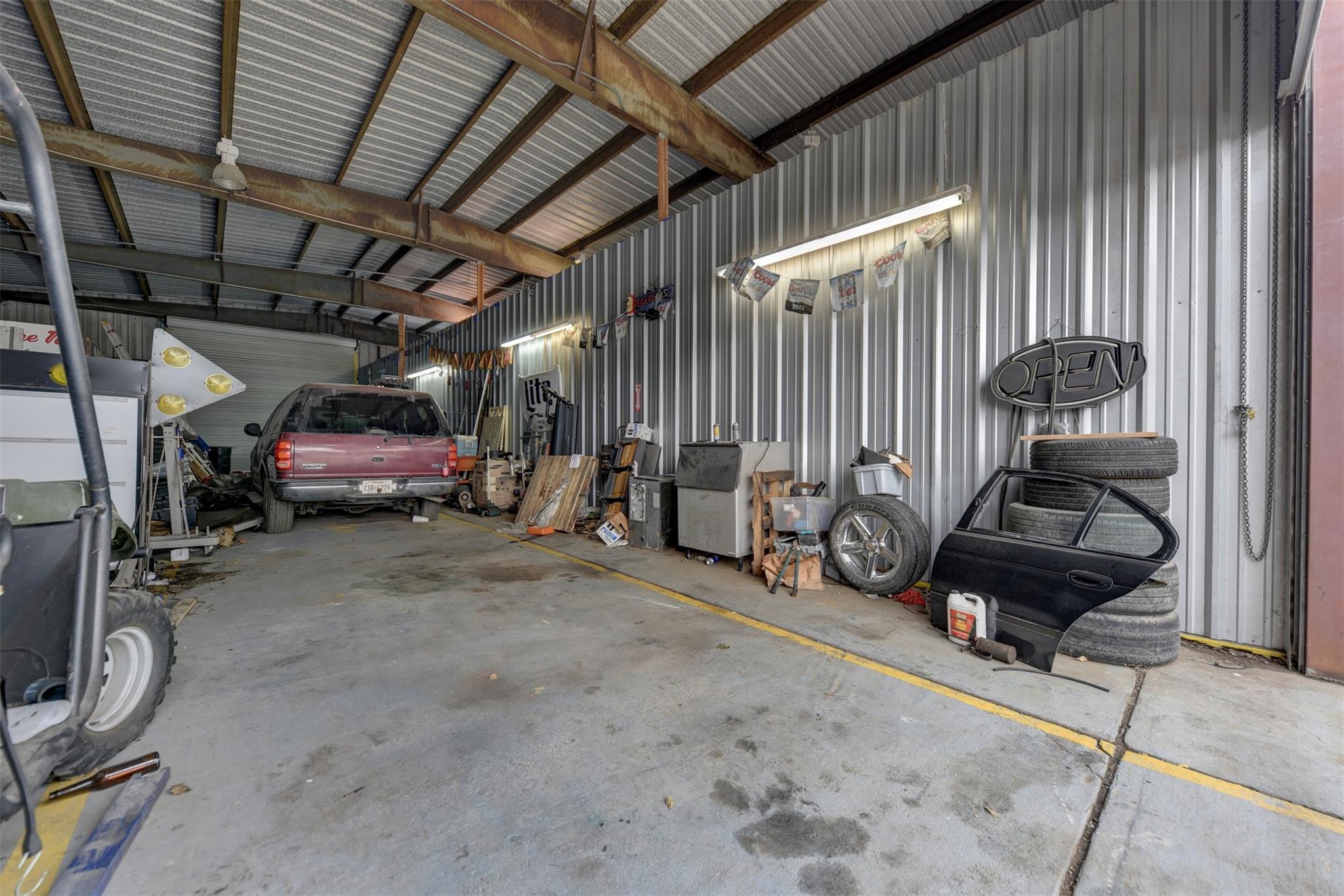 307 E Alamo St, Brenham, TX 77833