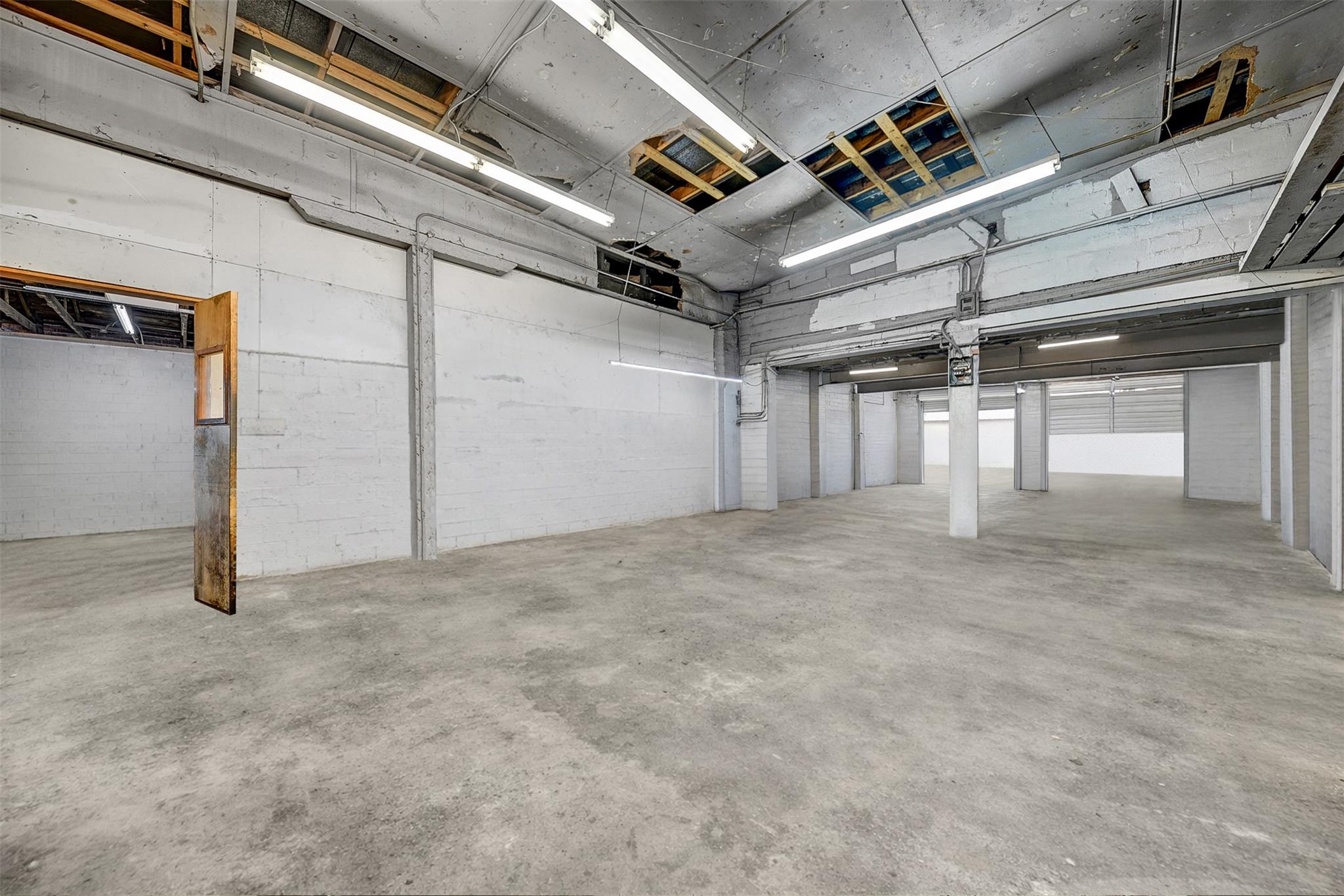 307 E Alamo St, Brenham, TX 77833