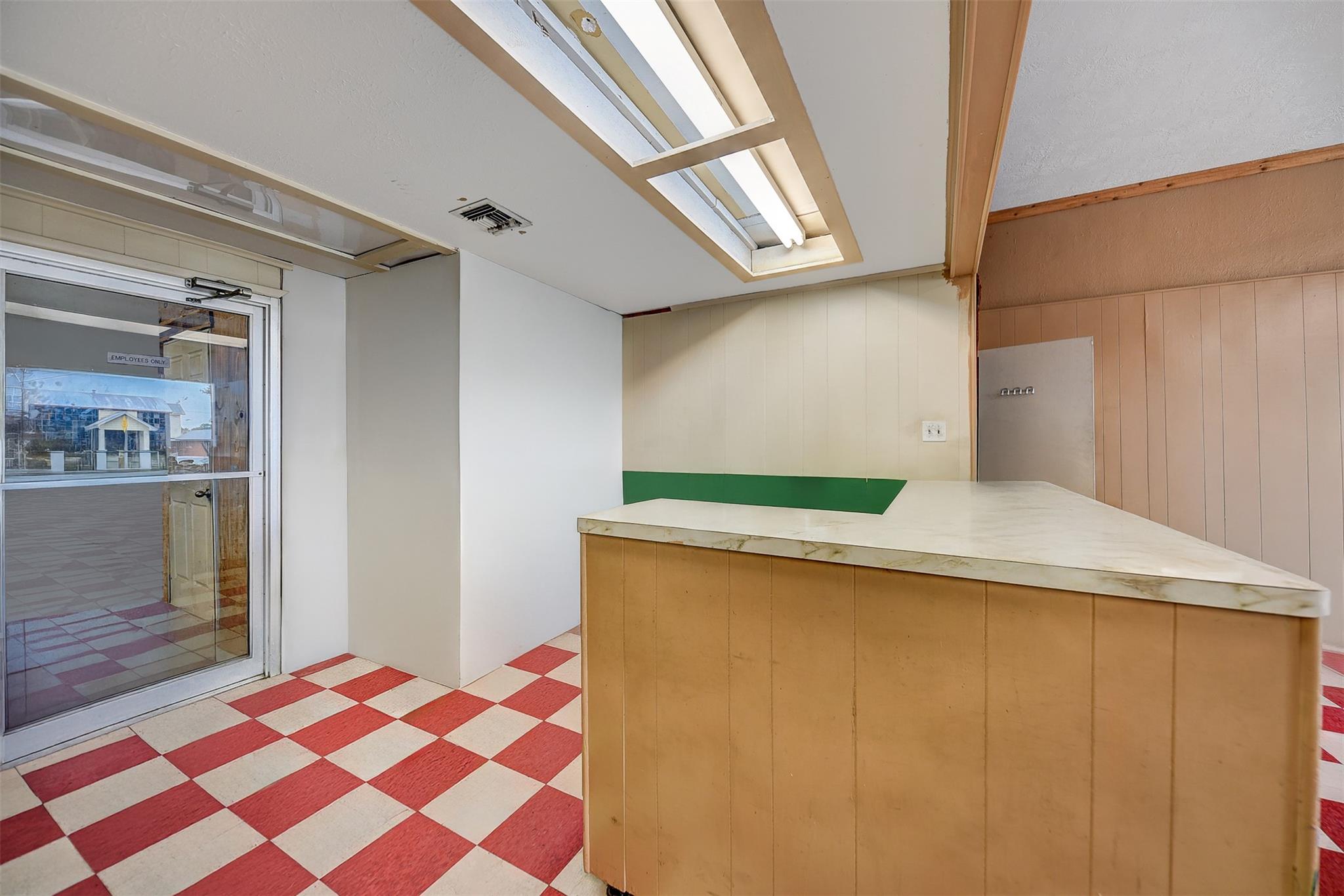 307 E Alamo St, Brenham, TX 77833