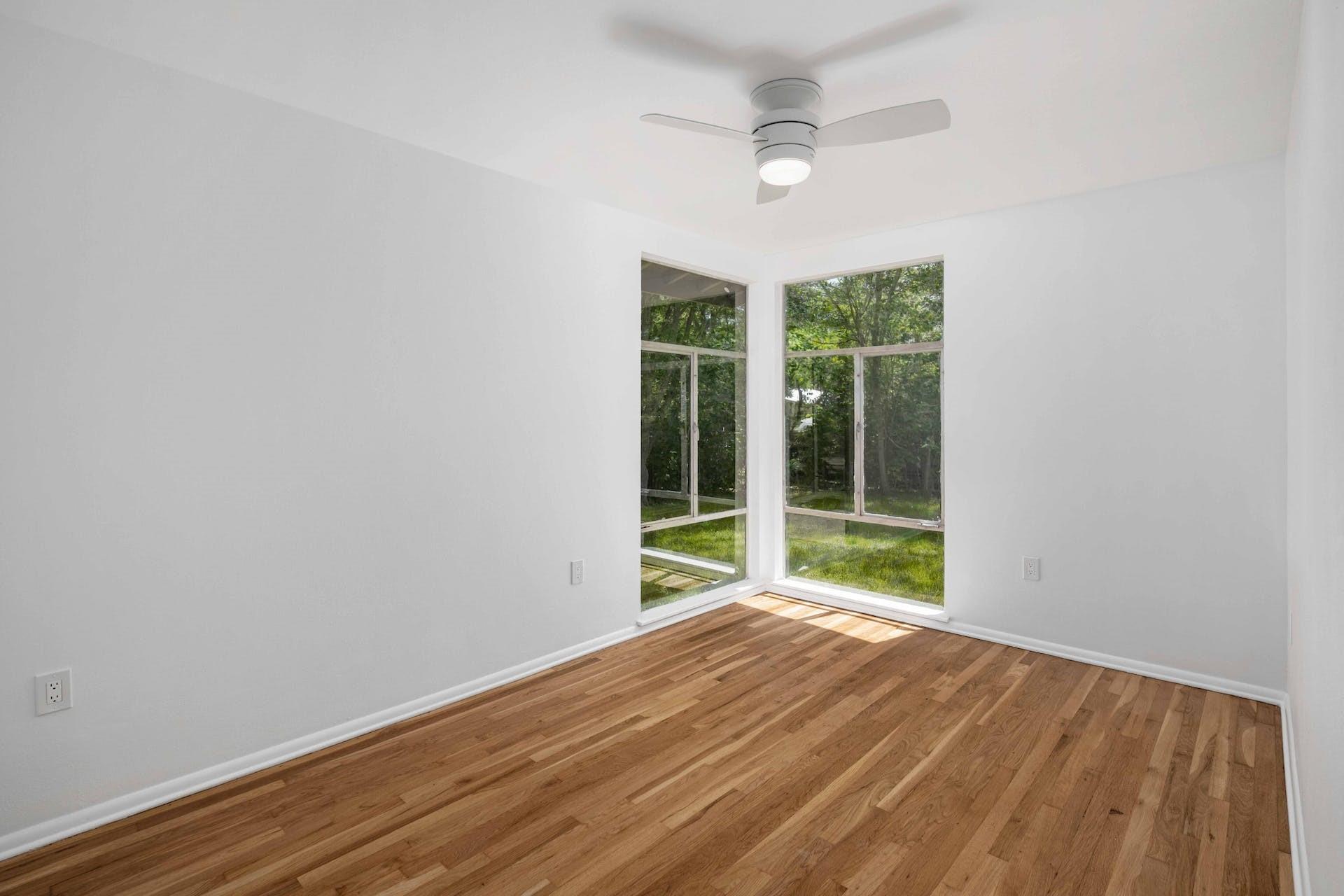 1811 Forest Hill Dr, Austin, TX 78745