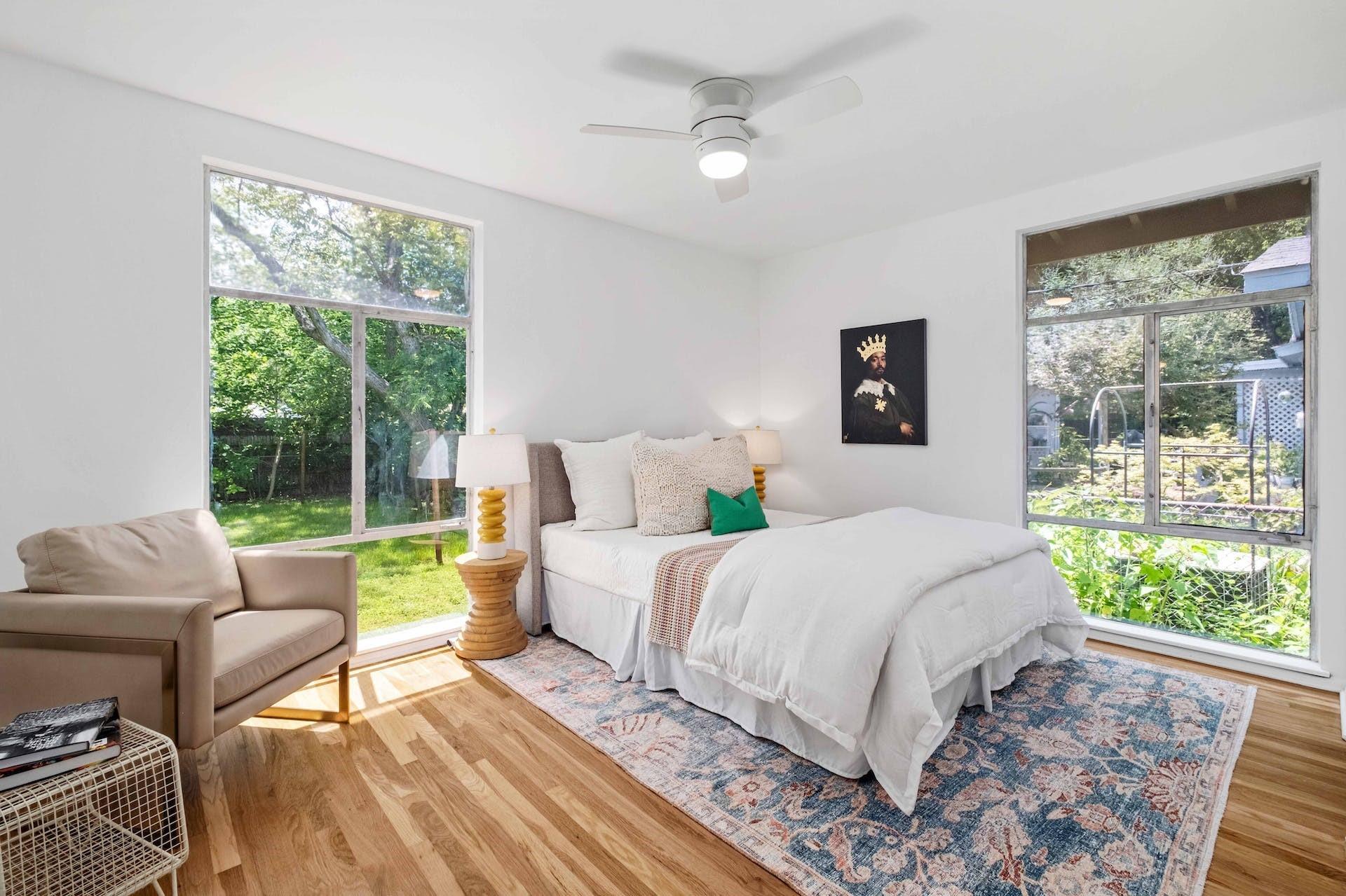 1811 Forest Hill Dr, Austin, TX 78745