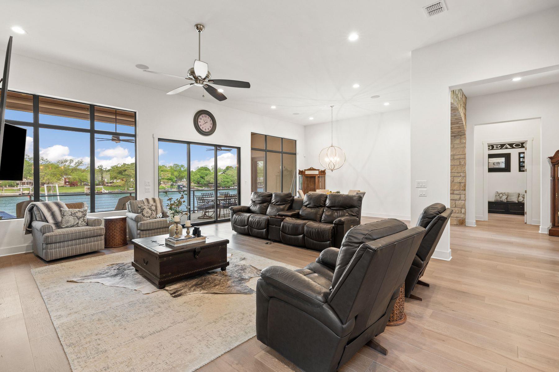 204 Hannahs Way, Burnet, TX 78611