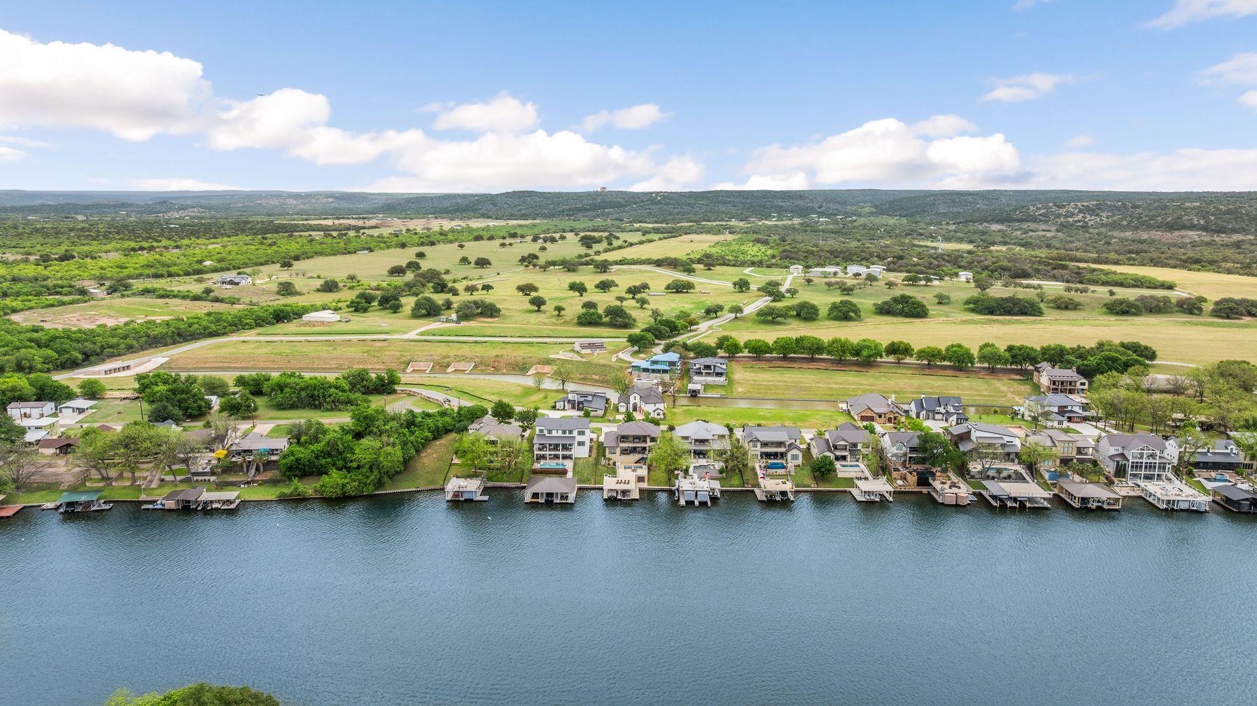 204 Hannahs Way, Burnet, TX 78611