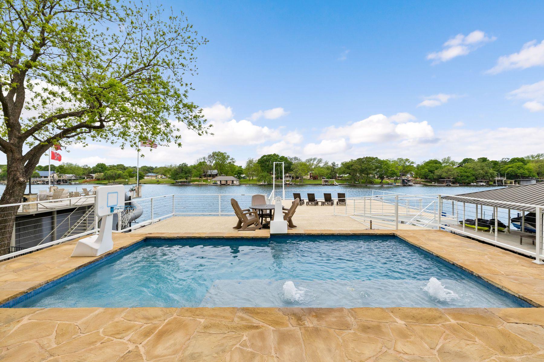 204 Hannahs Way, Burnet, TX 78611