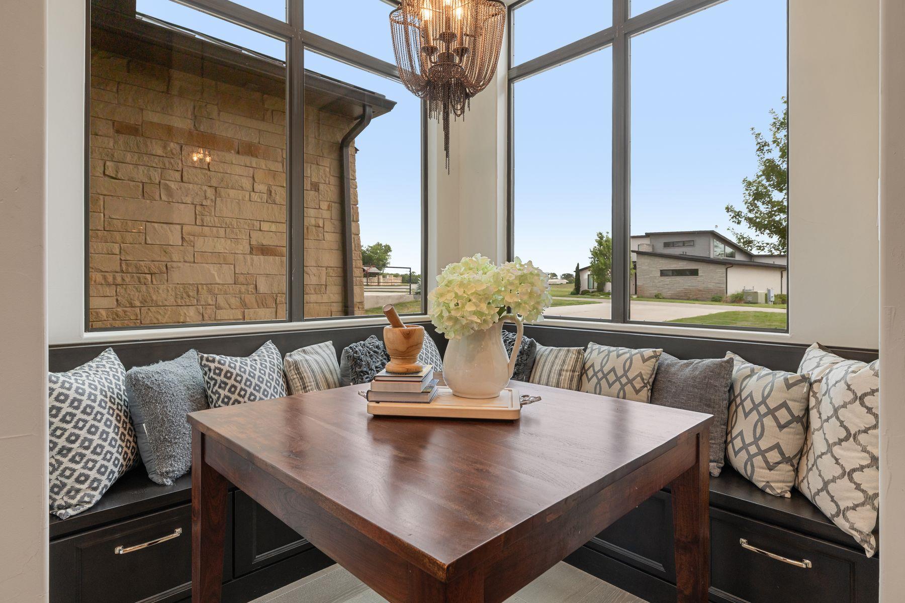 204 Hannahs Way, Burnet, TX 78611