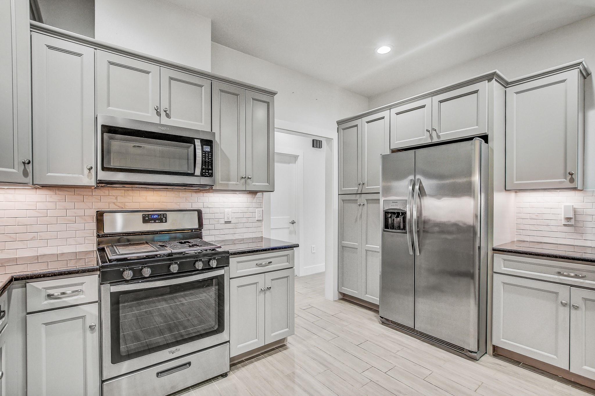 109 Les Ln, Smithville, TX 78957