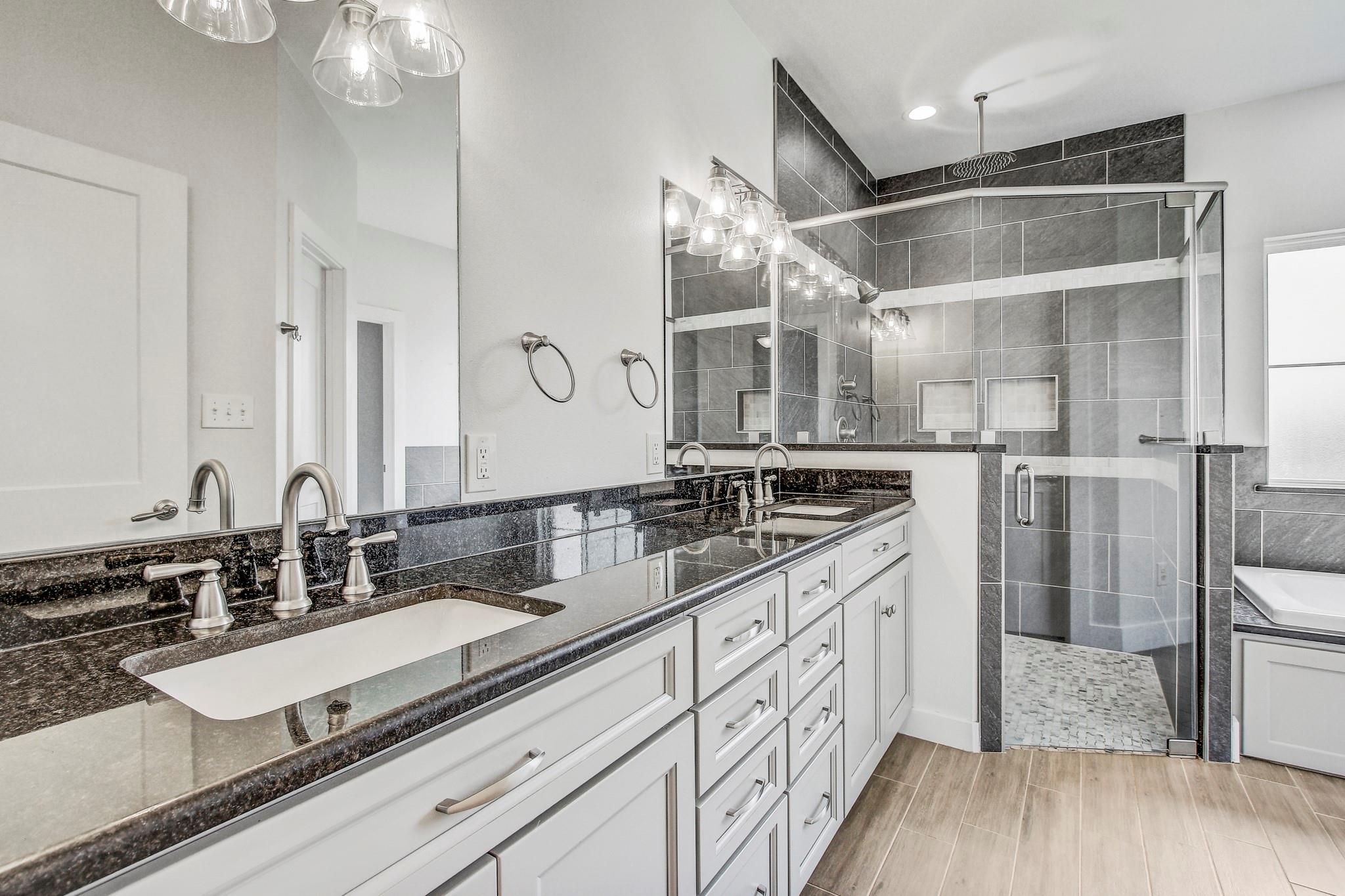 109 Les Ln, Smithville, TX 78957