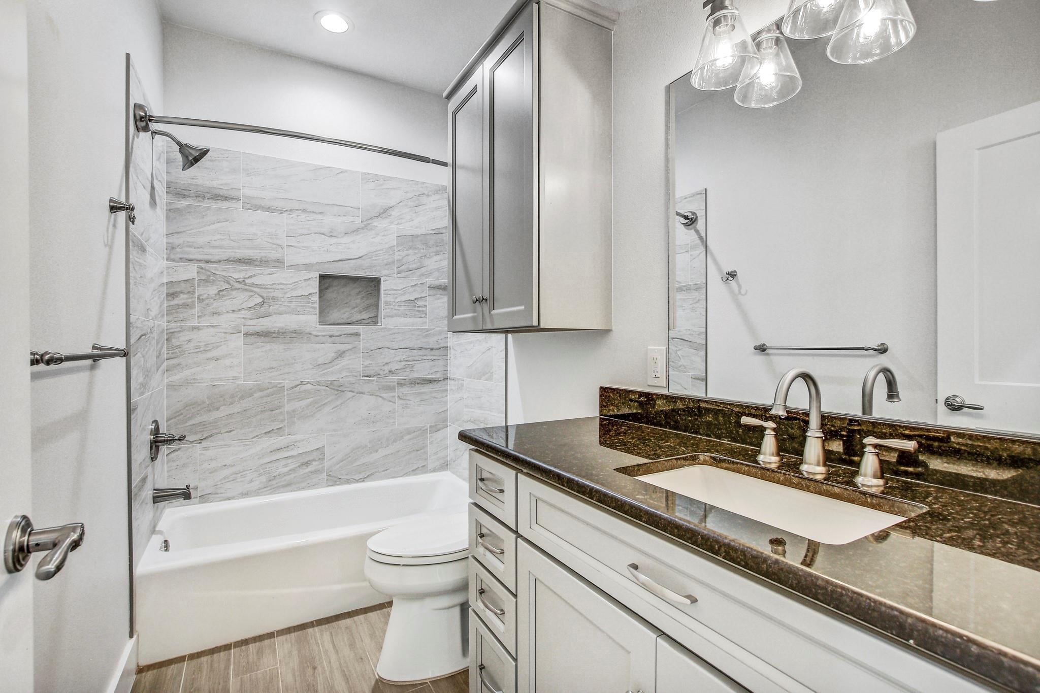 109 Les Ln, Smithville, TX 78957