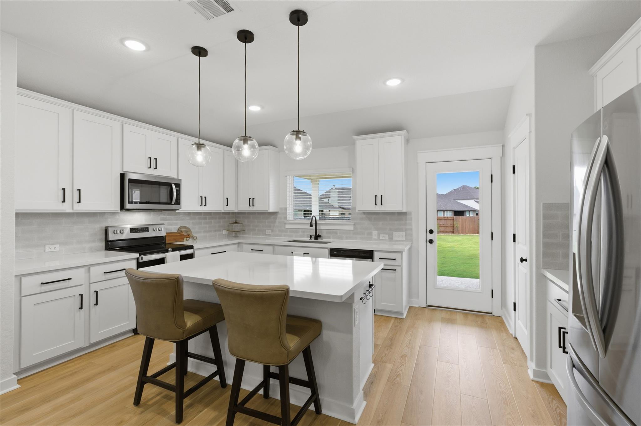 607 Windbrook Dr, Georgetown, TX 78628