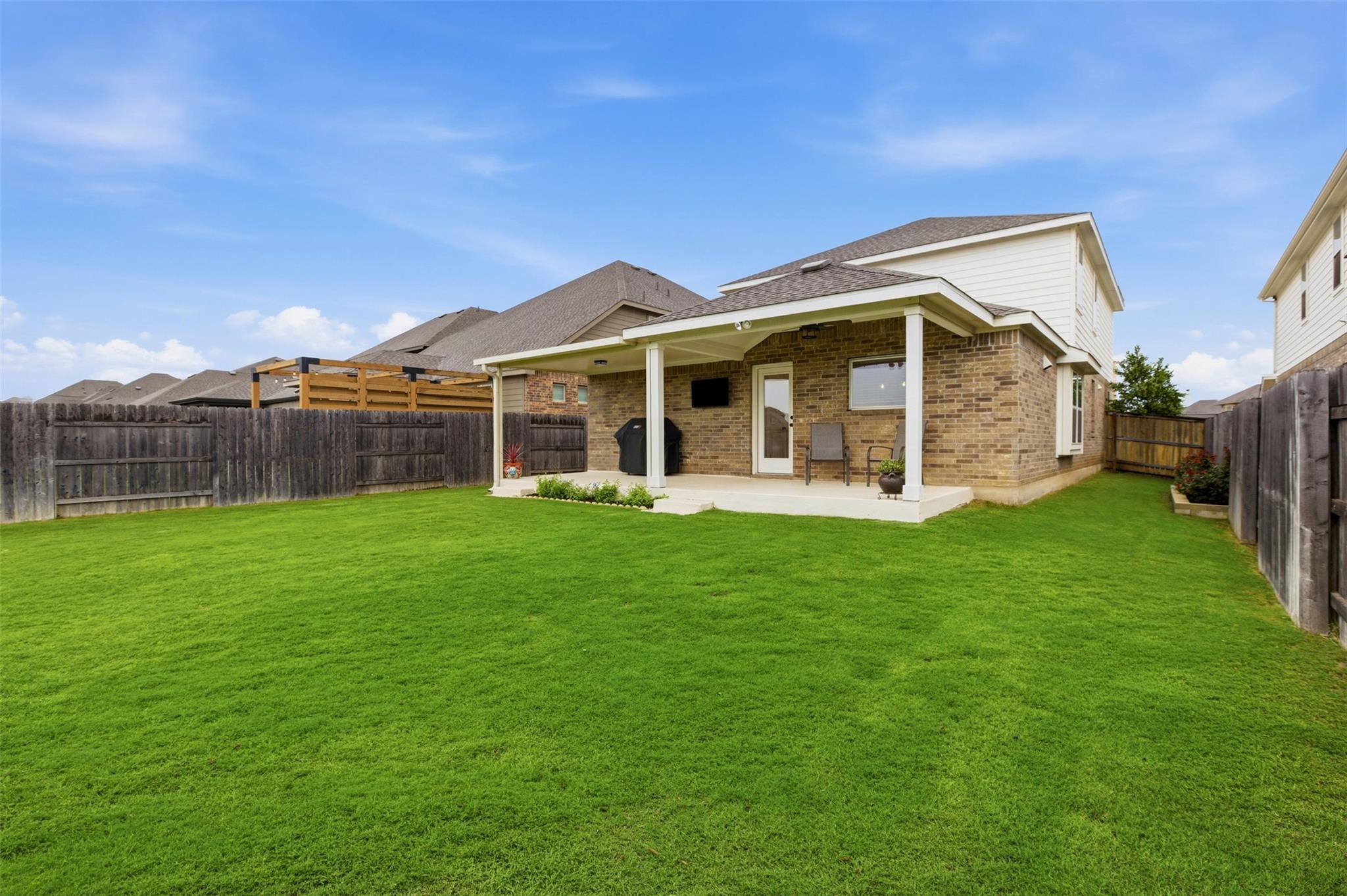 607 Windbrook Dr, Georgetown, TX 78628