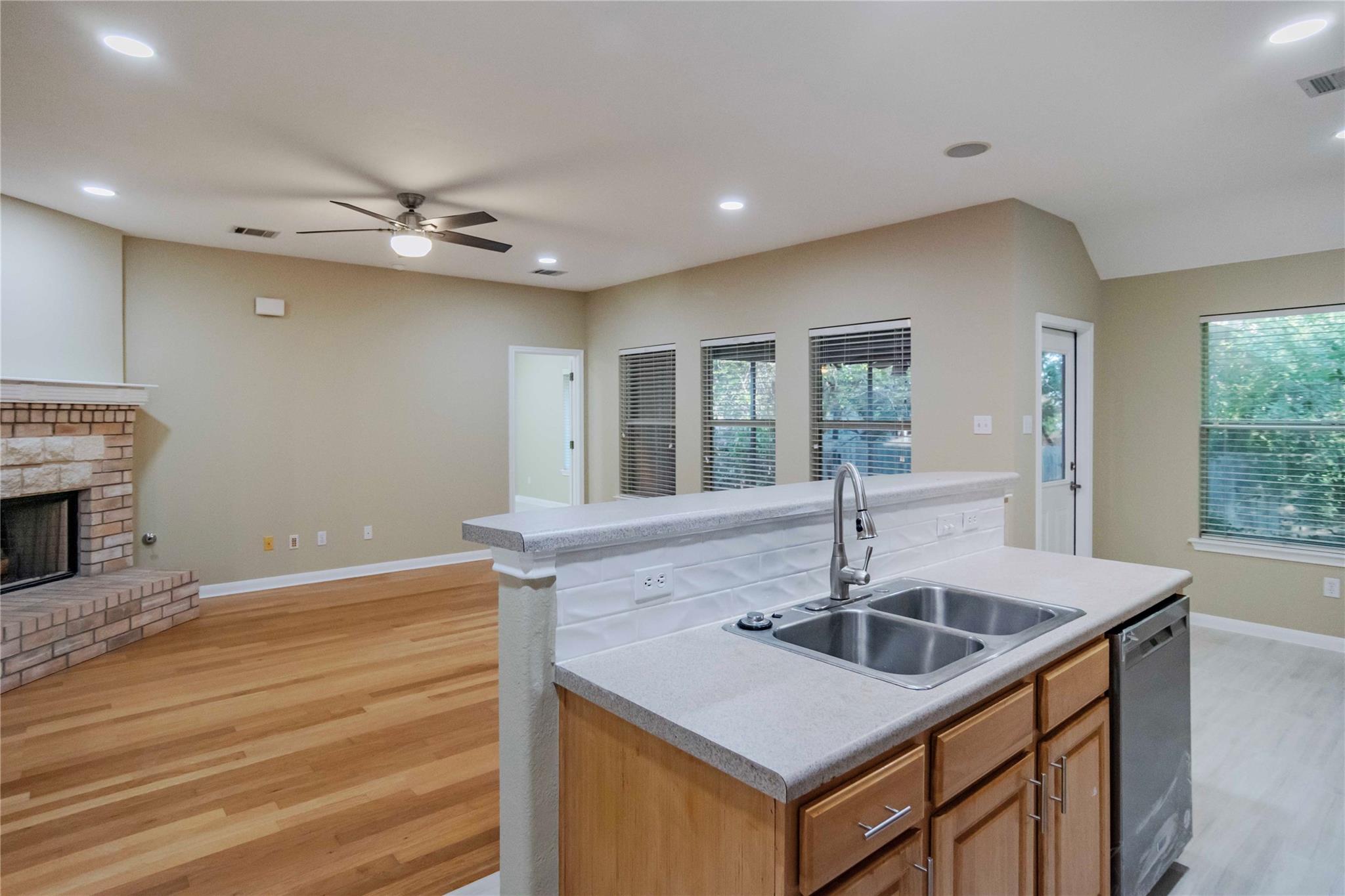 1916 Barnett Dr, Cedar Park, TX 78613