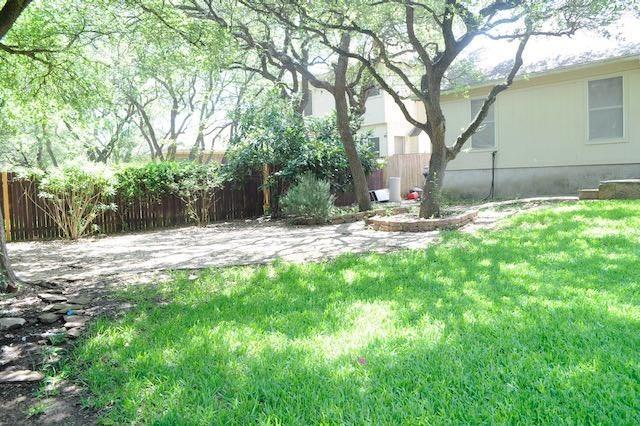 8502 Tyhurst Dr, Austin, TX 78749