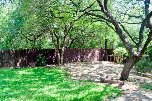 8502 Tyhurst Dr, Austin, TX 78749