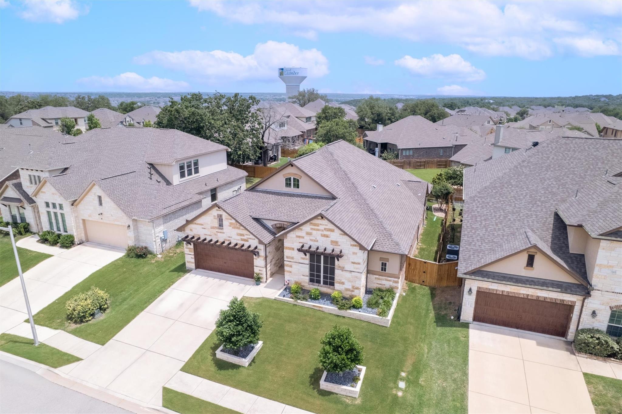 1004 Hezekiah Ln, Leander, TX 78641