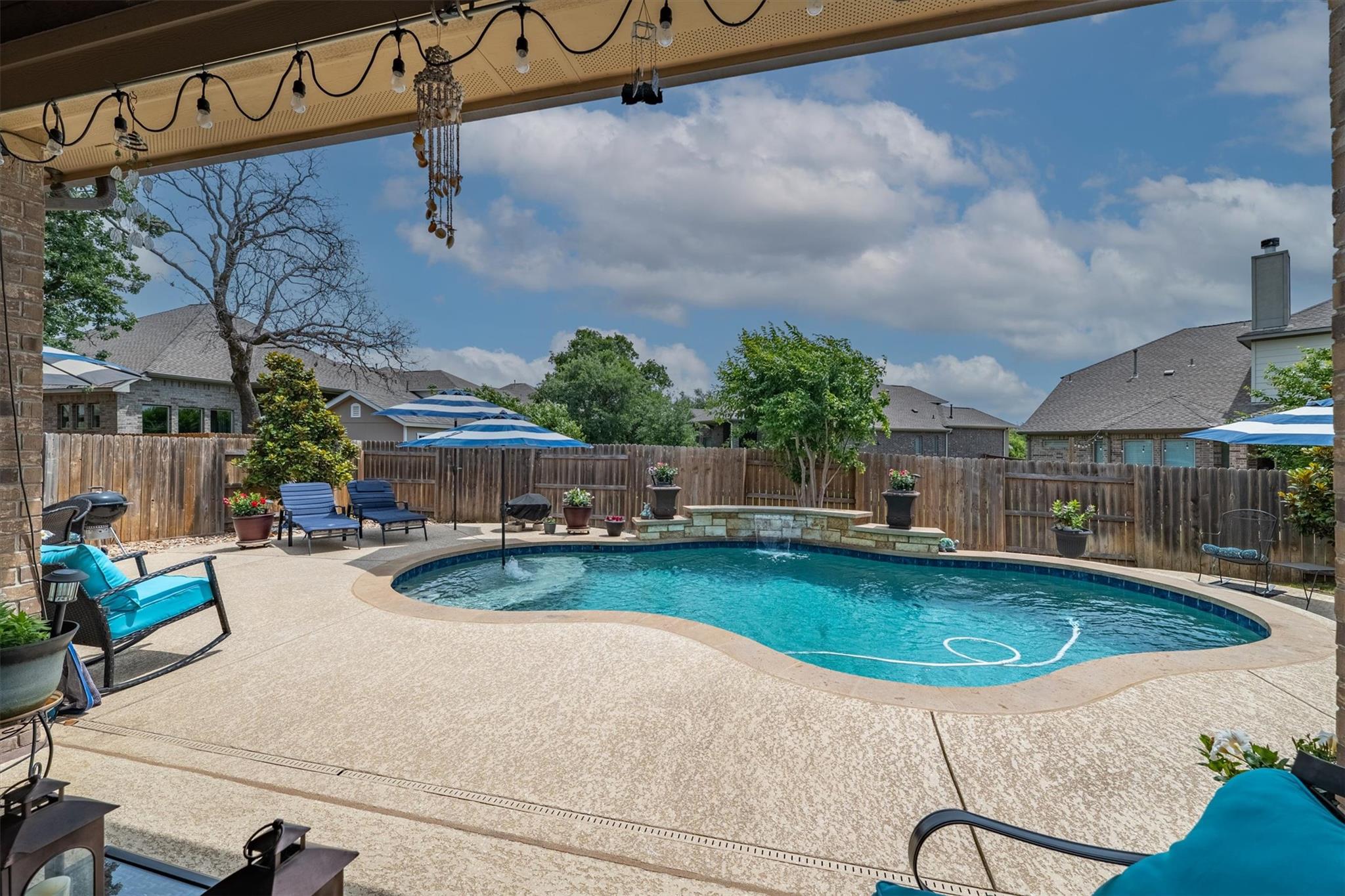 1004 Hezekiah Ln, Leander, TX 78641